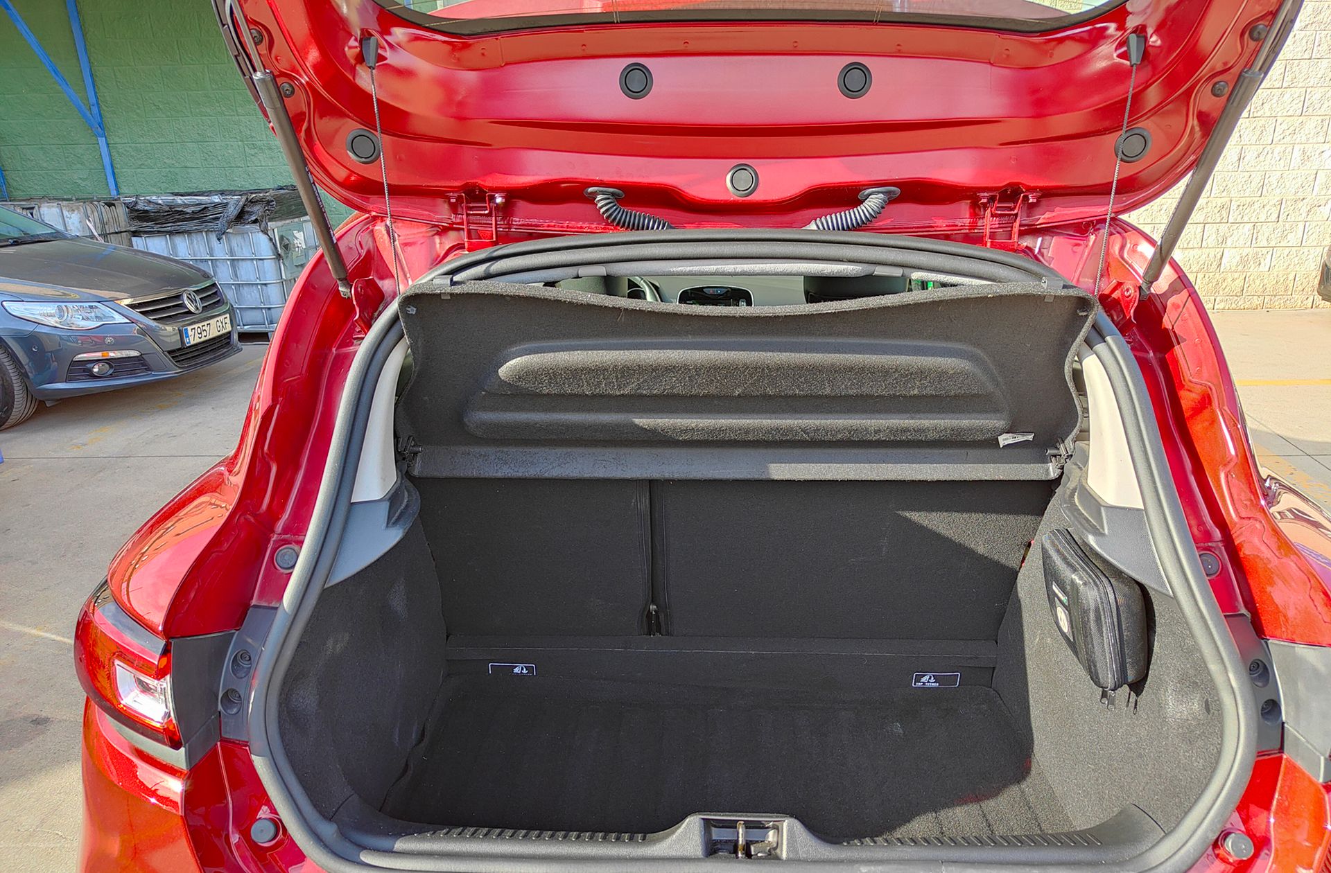 Renault Clio Zen TCe - foto 17