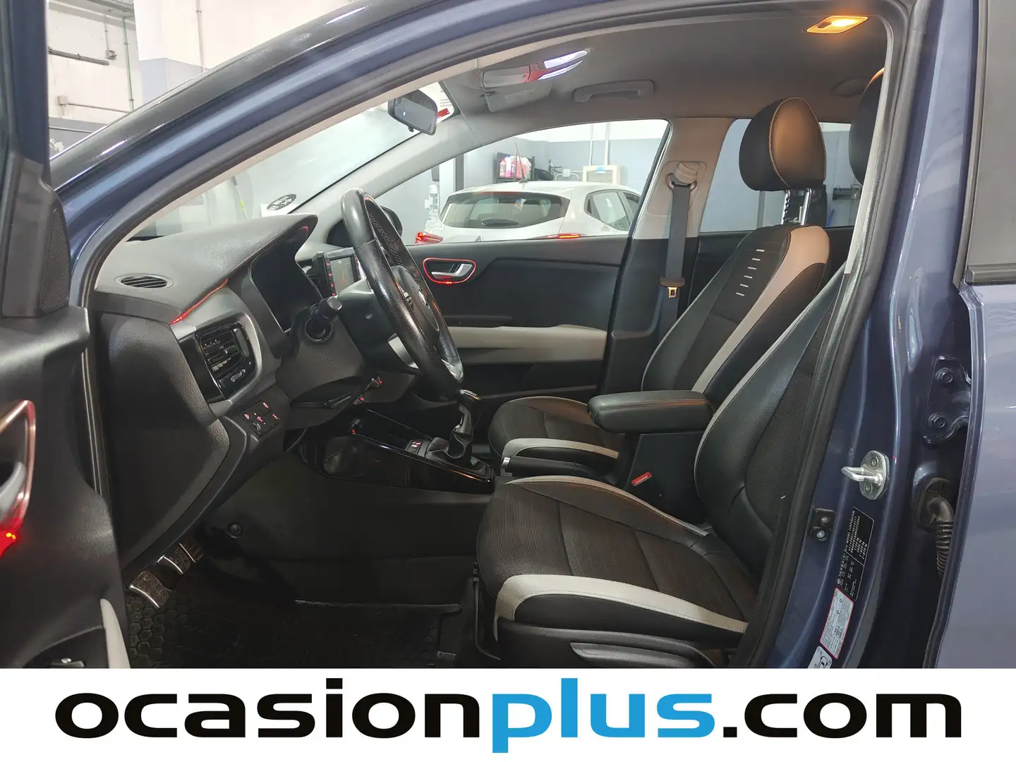 Foto KIA Stonic Kia Stonic 1.6 CRDi VGT Tech  (115 CV)