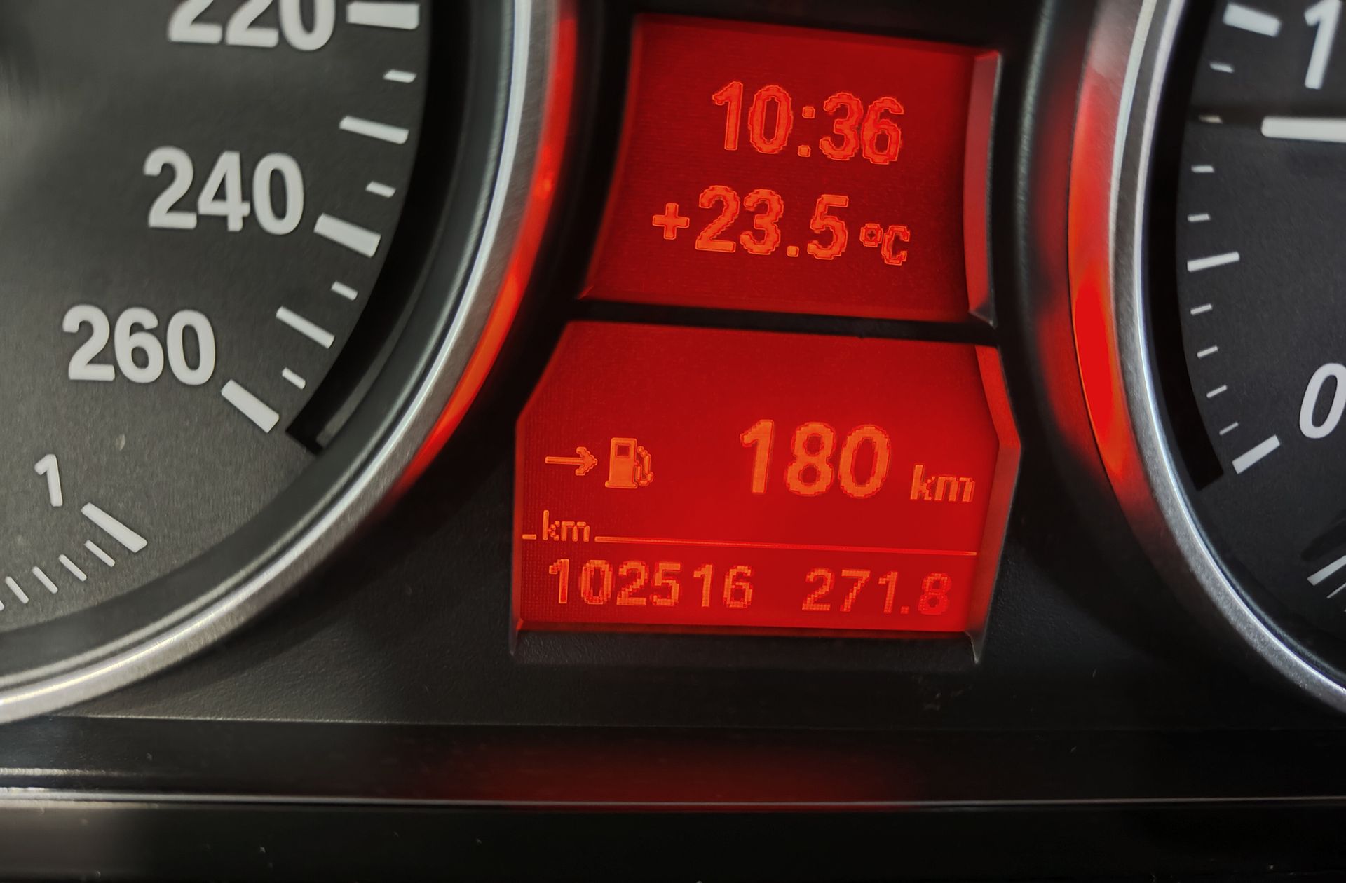 BMW X1 sDrive18d - foto 7