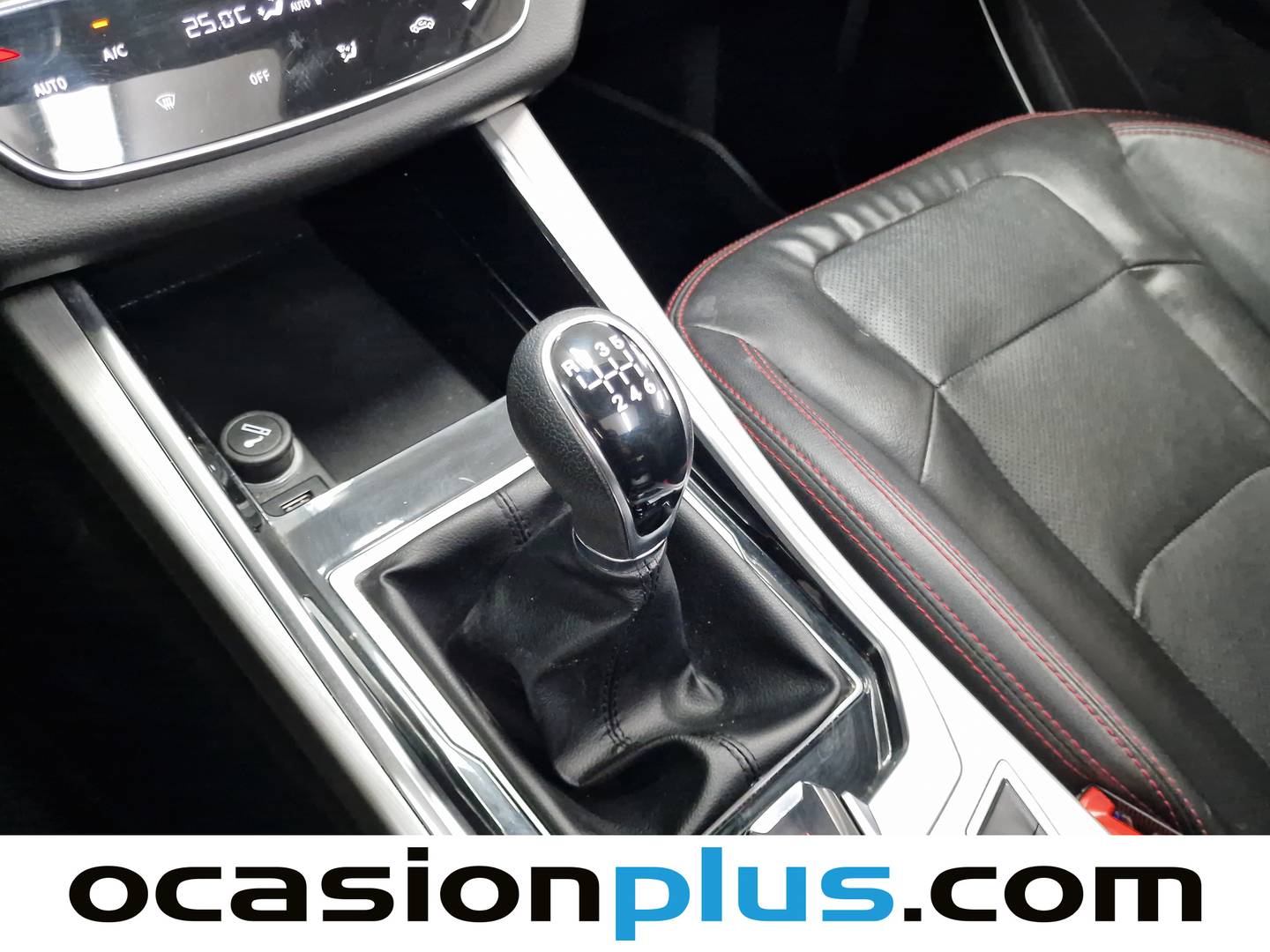 Foto SWM G01 SWM G01 1.5T Luxury (131 CV)