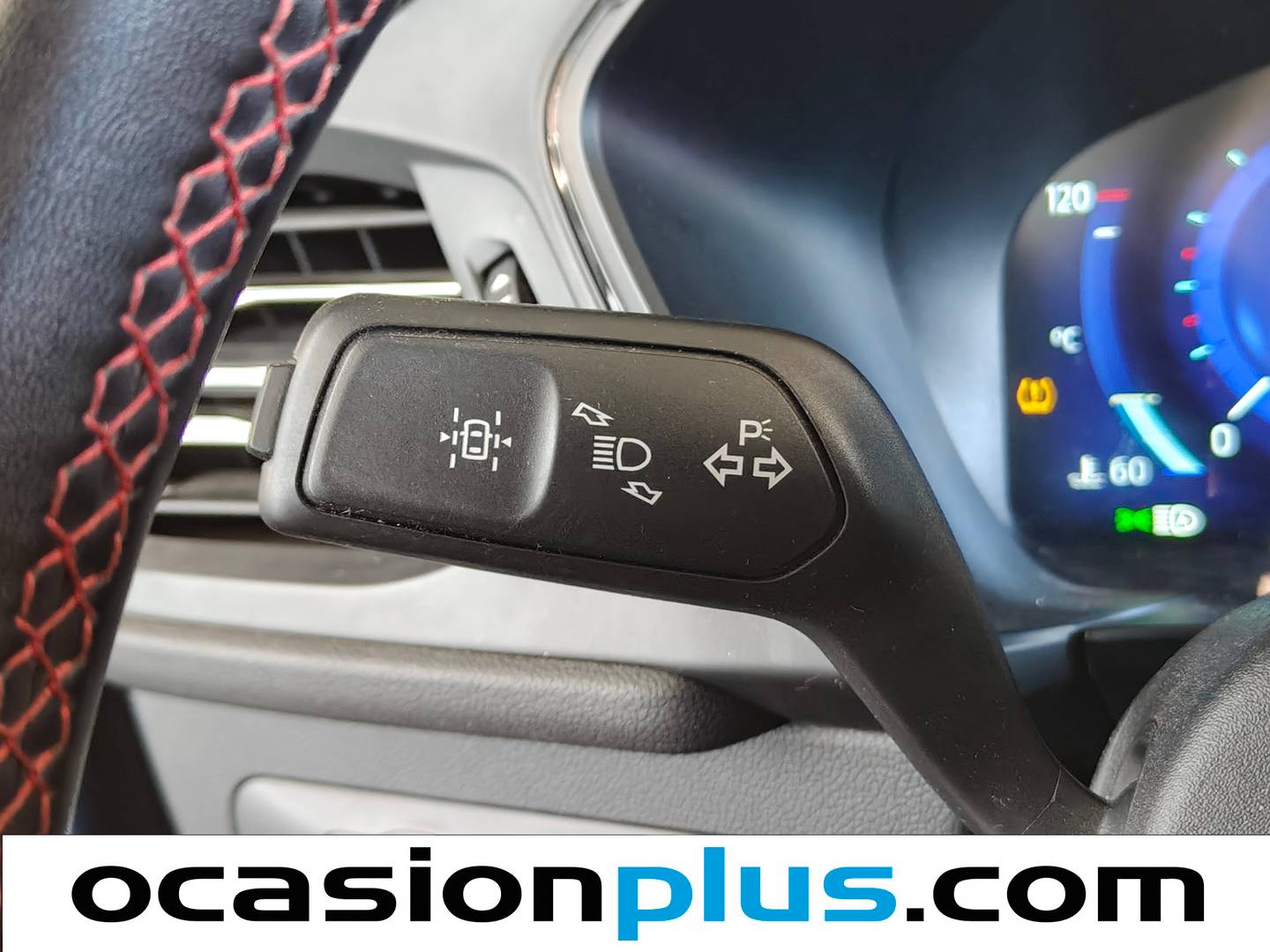 Ford Kuga Ford Kuga 1.5 EcoBlue ST-Line (120 CV) seminuevo