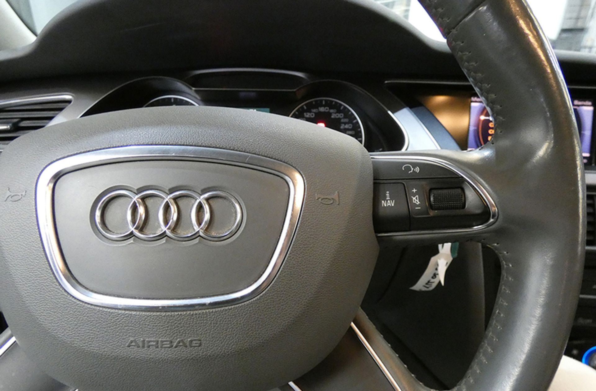 Audi A4 Avant 2.0 TDI multitronic - foto 26
