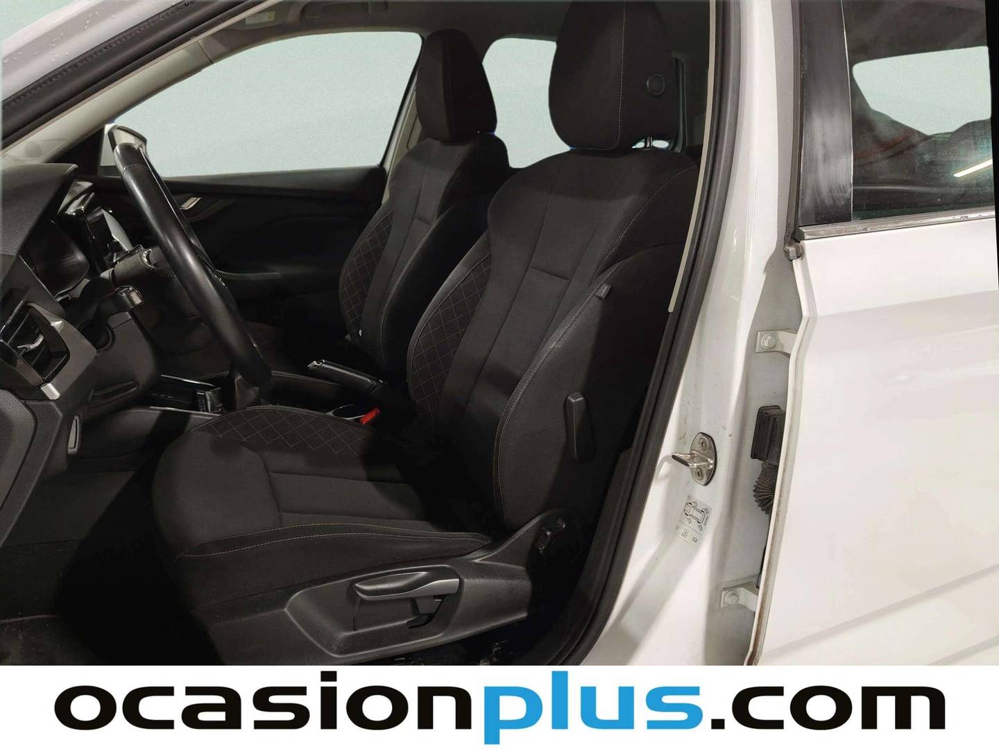 Foto asientos delanteros Skoda Kamiq Skoda Kamiq 1.0 TSI Ambition (95 CV)