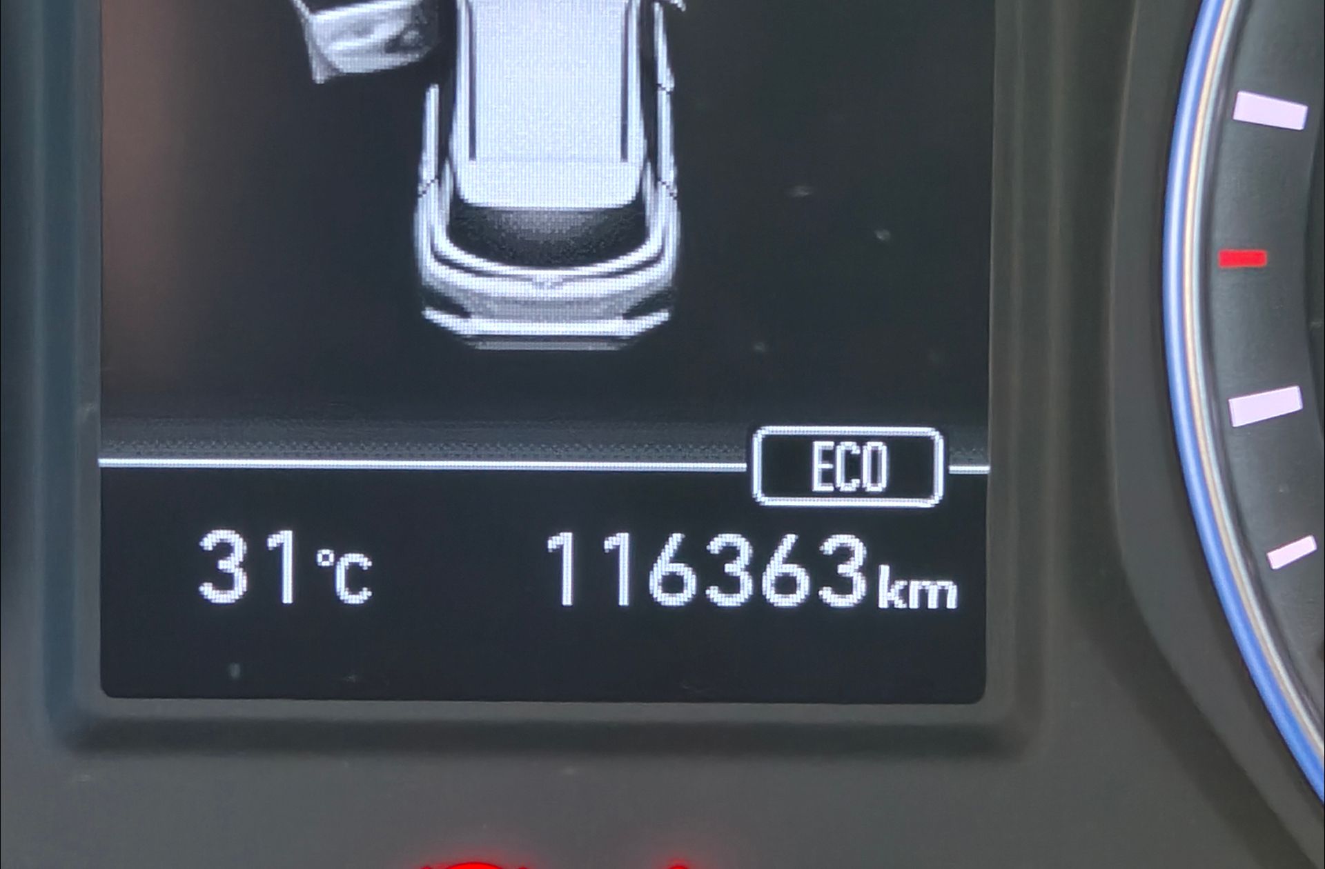 Hyundai Kona 1.6 GDI HEV Tecno Red DT - foto 12