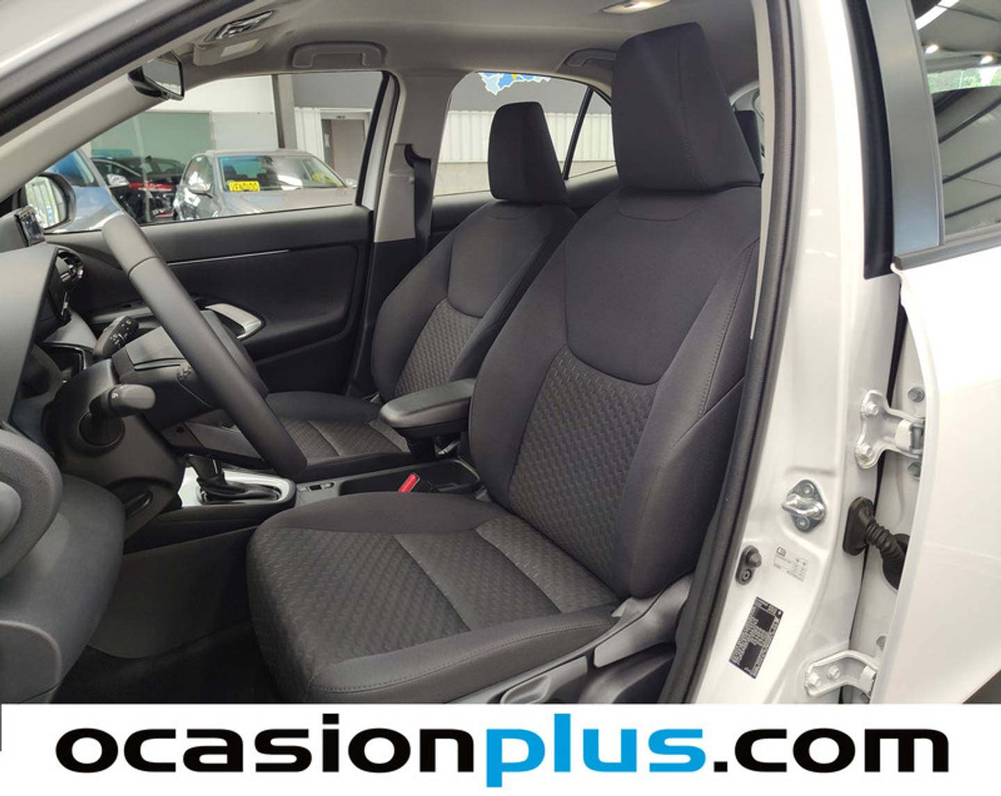 Foto Toyota Yaris Cross Toyota Yaris Cross 120H Business Plus (116 CV)