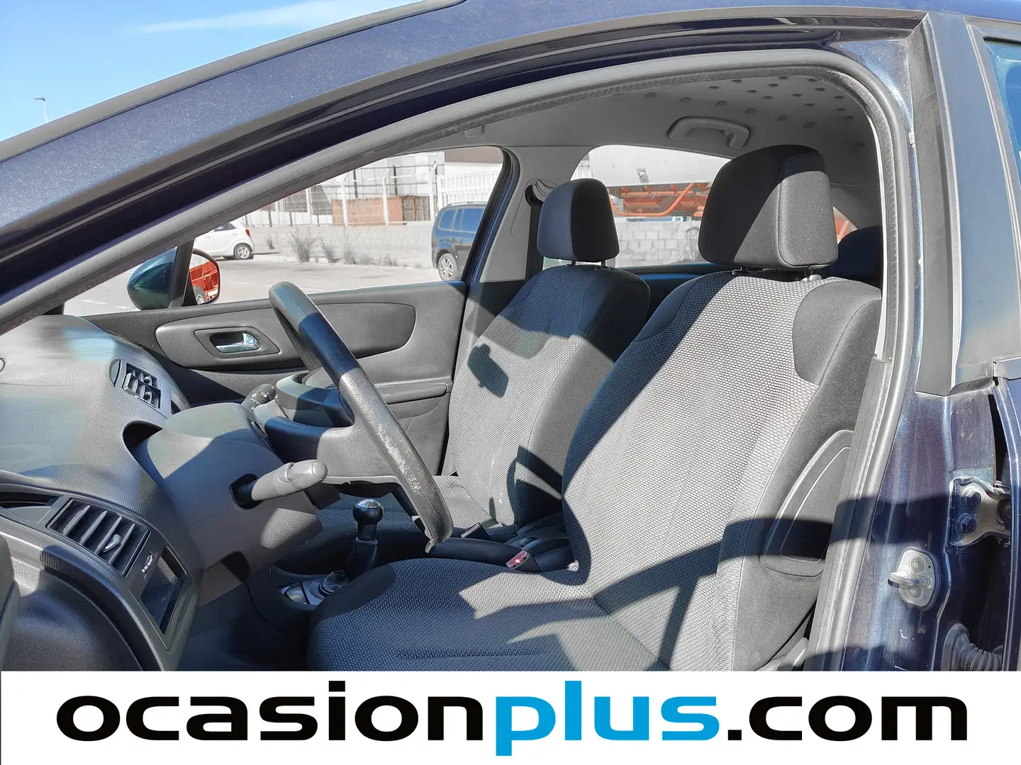 Foto Citroën C4 Citroen C4 1.4i 16v Cool  (88 CV)