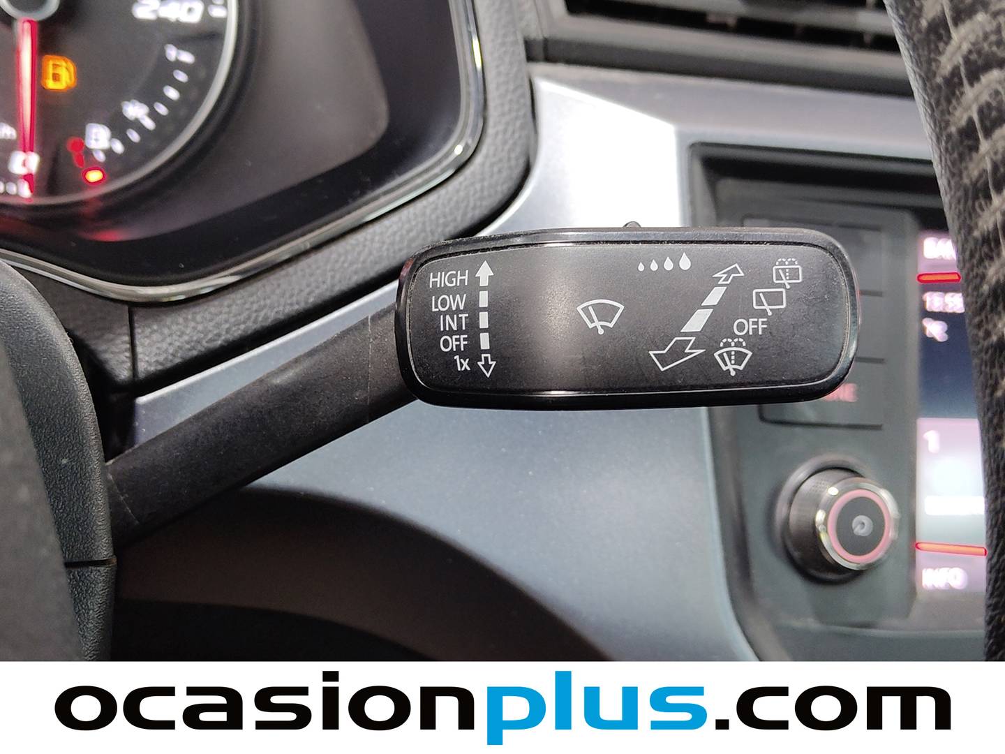 Equipamiento del Seat Arona Seat Arona 1.6 TDI Ecomotive S&S Style (95 CV)