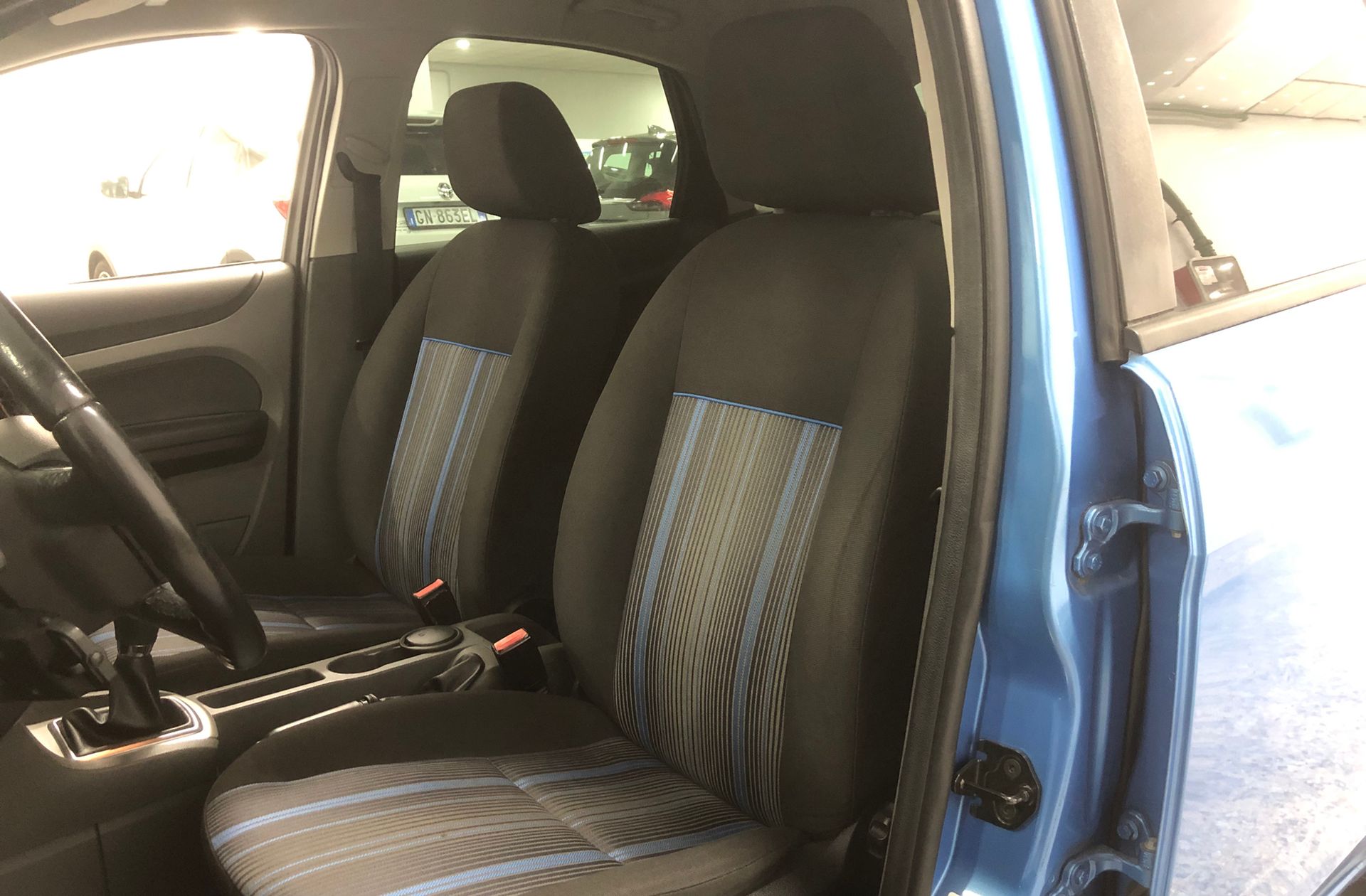 Ford Focus 1.6 TDCi Titanium - foto 8