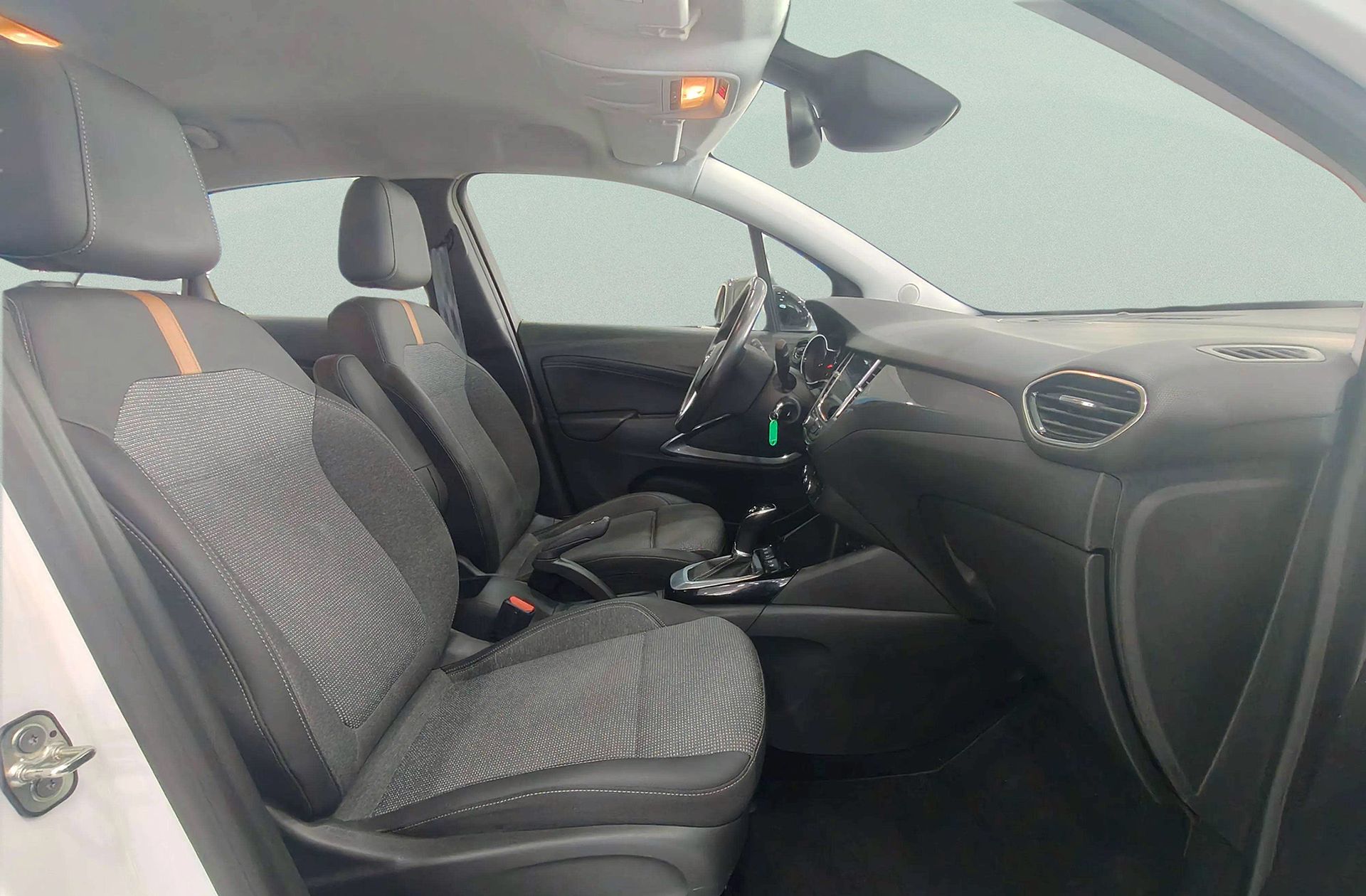 Opel Crossland 1.5D Business Elegance - foto 17