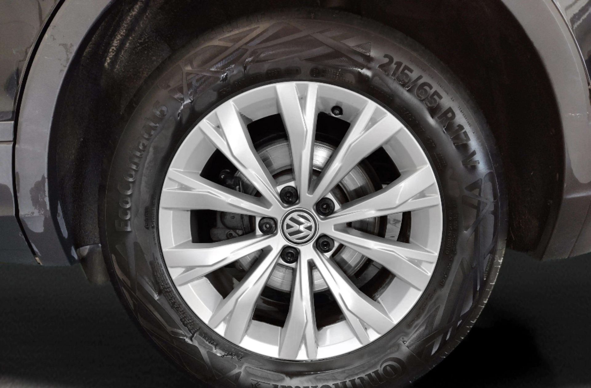 Volkswagen Tiguan Edition 2.0 TDI - foto 29