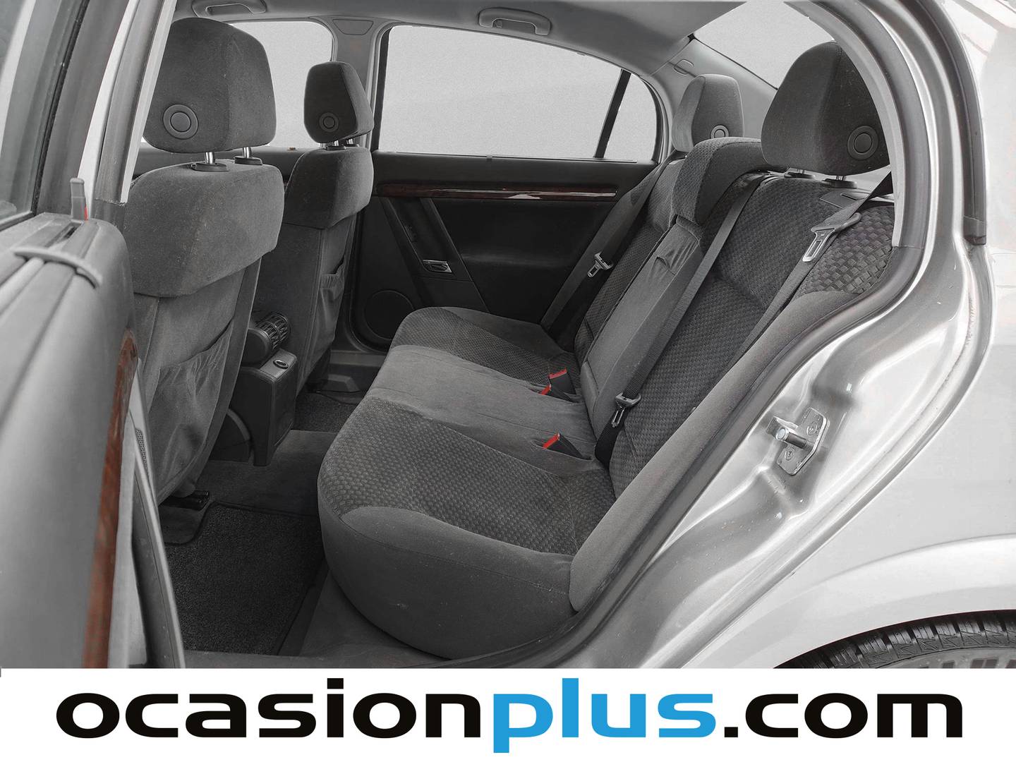 Foto asientos traseros Opel Vectra Opel Vectra 2.2 16v Elegance (147 CV)