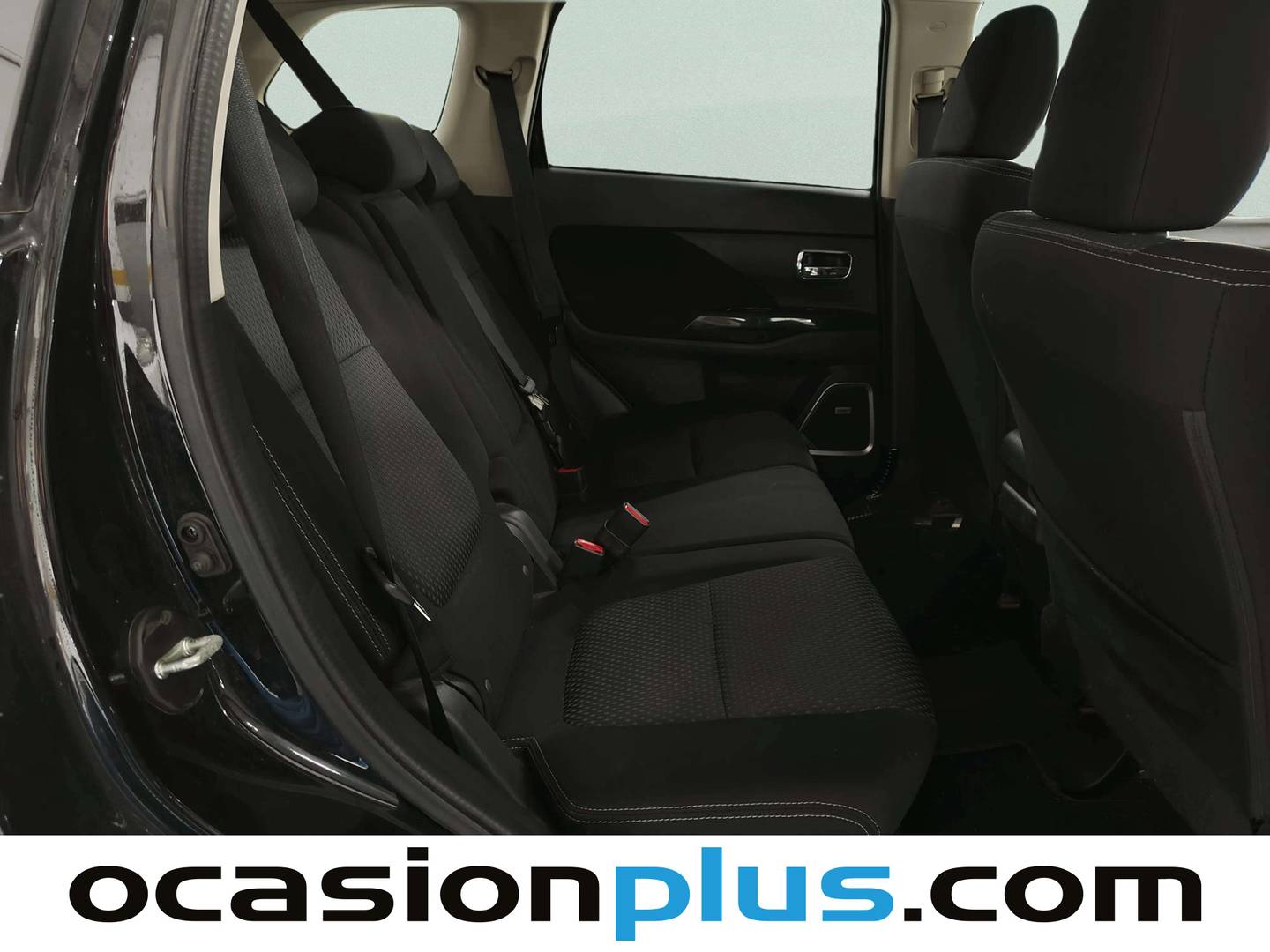 Mitsubishi Outlander Mitsubishi Outlander 200 MPI Motion 2WD CVT (150 CV) seminuevo