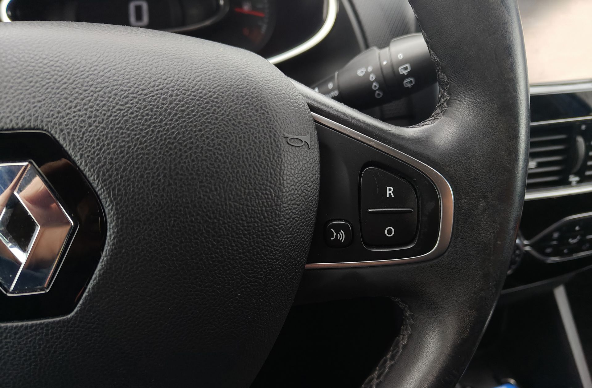 Renault Clio Zen Energy TCe - foto 29