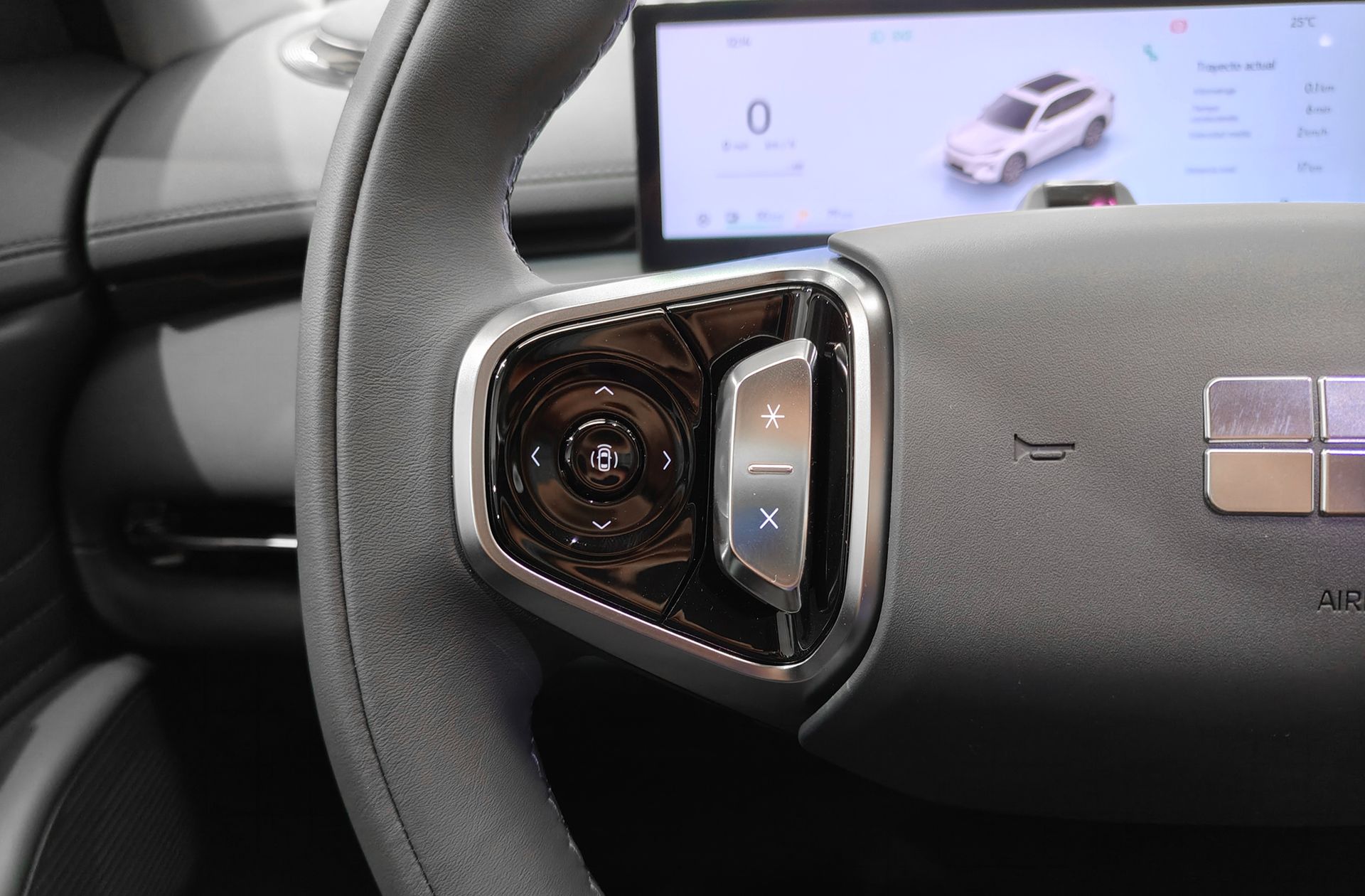 Geely Starray EM-i 1.5 PHEV Pro - foto 33