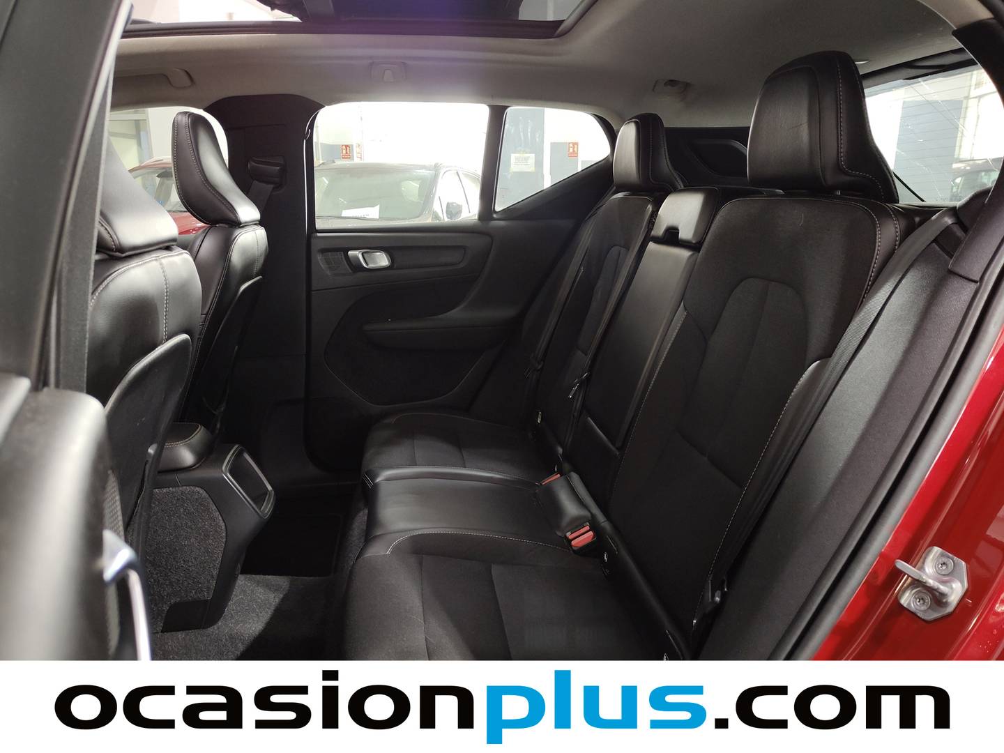 Foto asientos traseros Volvo XC40 Volvo XC40 D3 Business Plus AWD (150 CV)