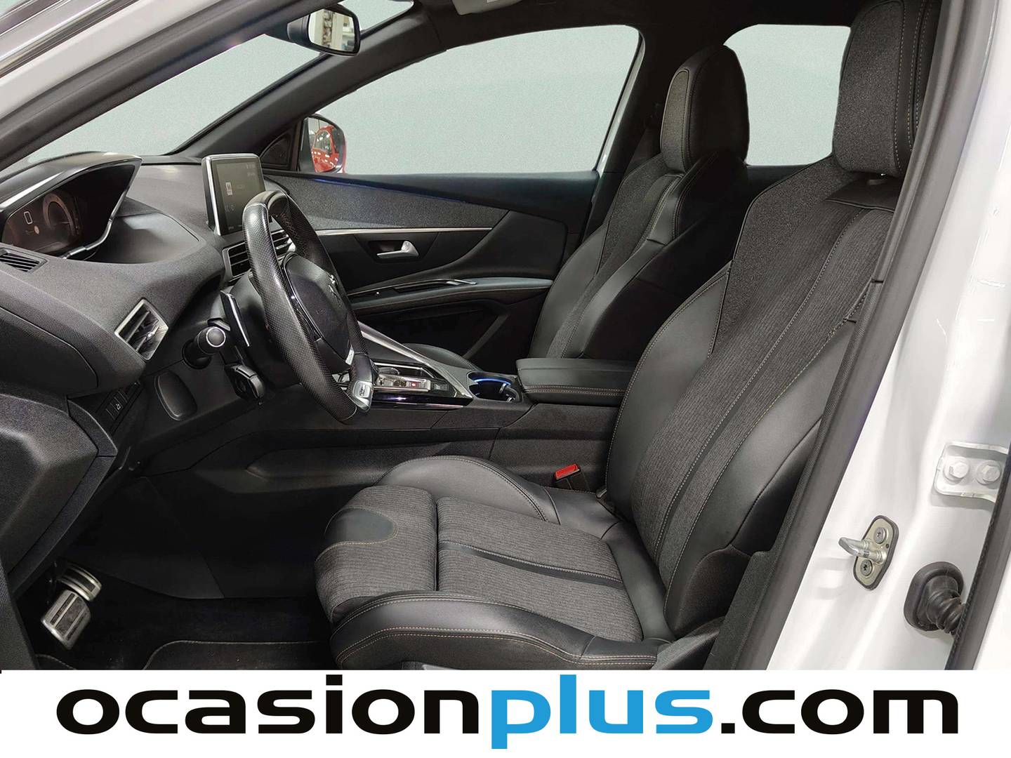Foto asientos delanteros Peugeot 3008 Peugeot 3008 BlueHDI 180 S&S GT Line EAT8 (180 CV)