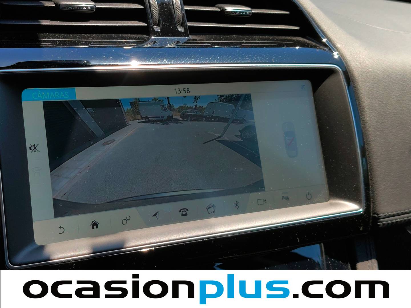 Extras y acabados del Jaguar F-Pace Jaguar F-PACE 2.0L i4D Prestige AWD Auto (180 CV)