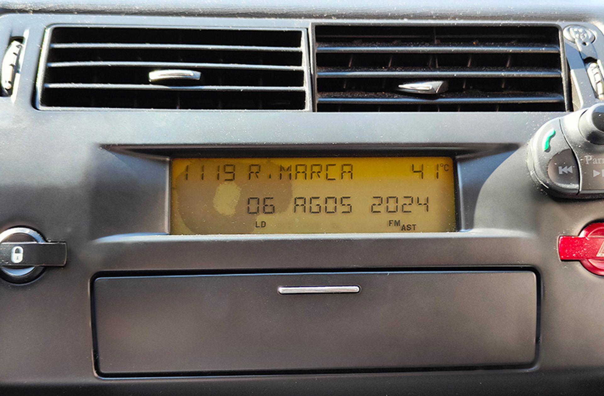Citroën C4 1.6 HDi SX - foto 24