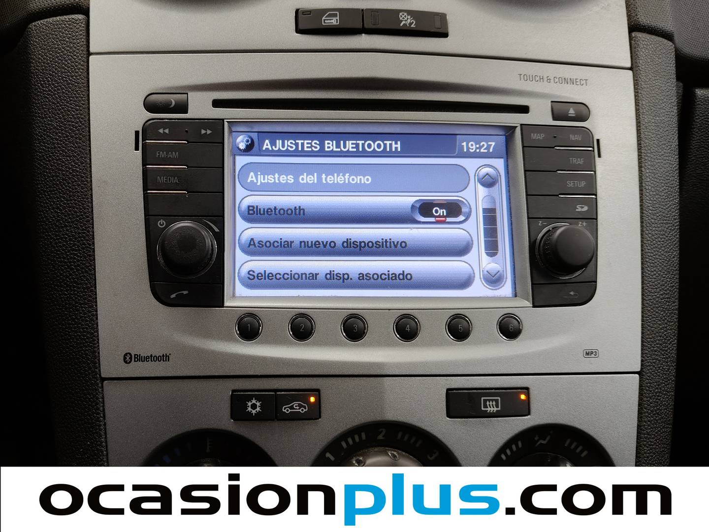 Equipamiento del Opel Corsa Opel Corsa 1.2 GLP C'Mon (75 CV)