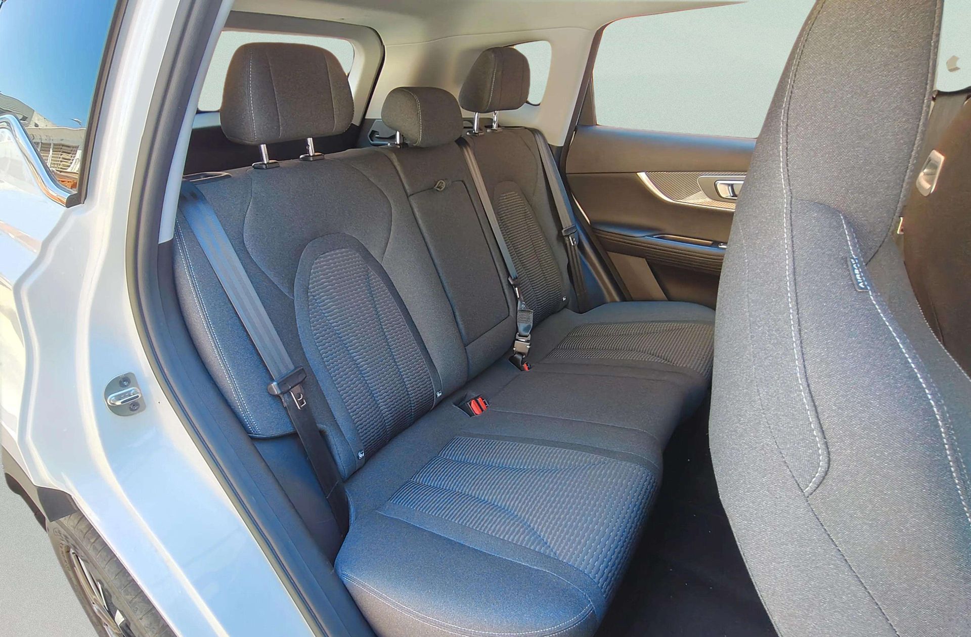 Ebro s700 1.6 T-GDi Comfort DCT - foto 18