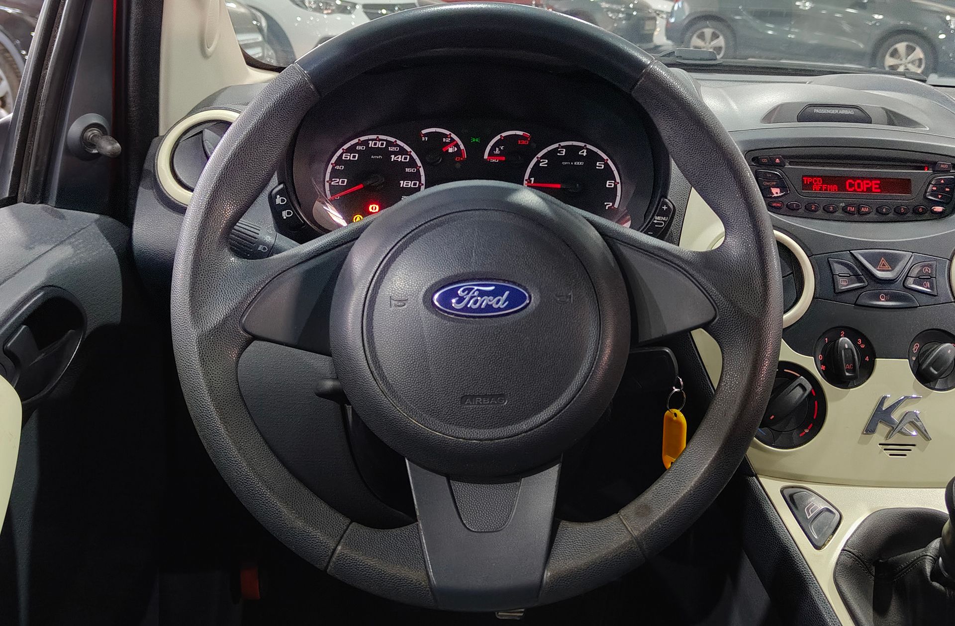 Ford Ka 1.2 Duratec Trend+ - foto 20