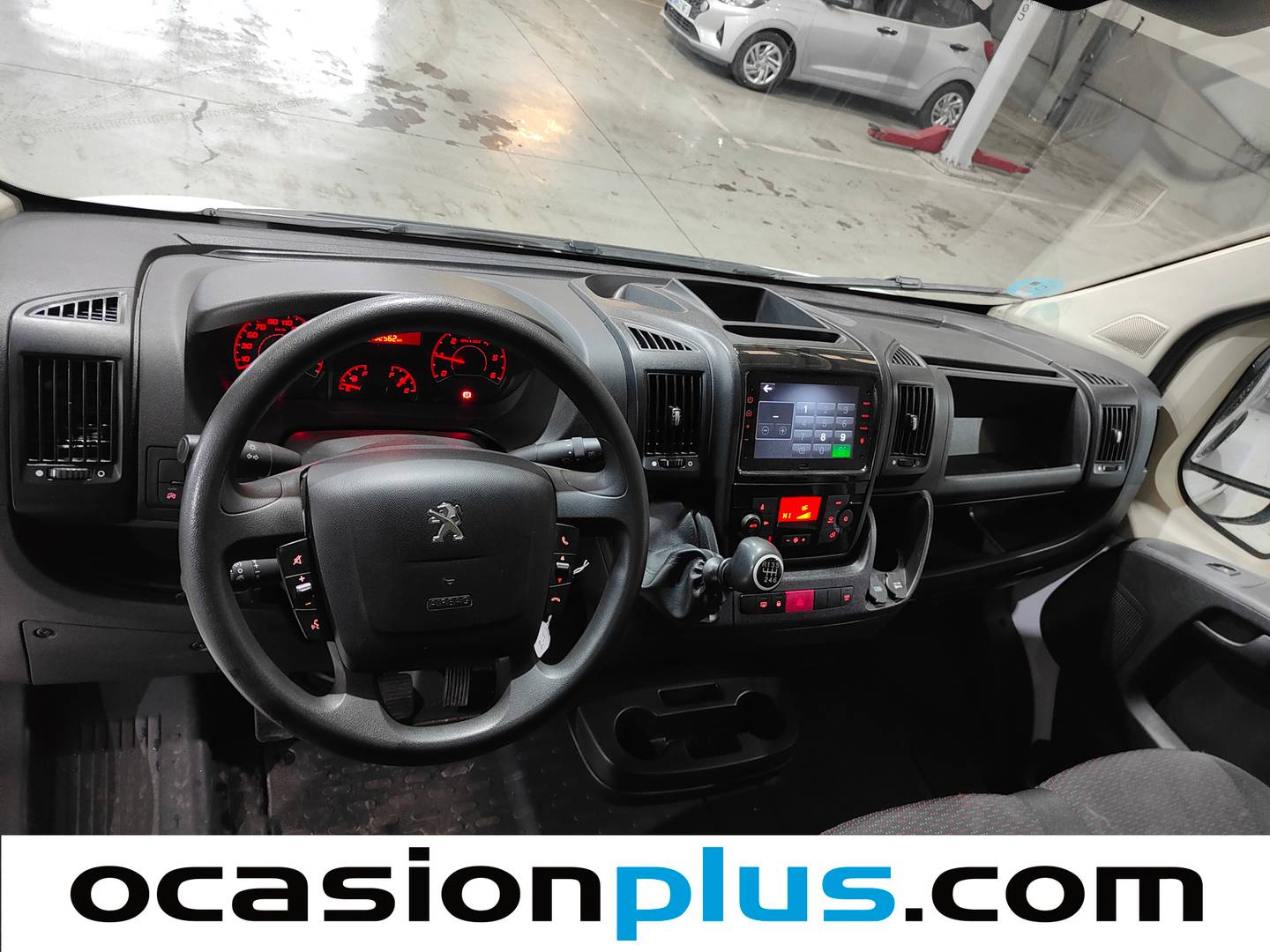 Peugeot Boxer Peugeot Boxer Furgon BlueHDi 140 S&S 335 L3H2 (140 CV) de ocasión