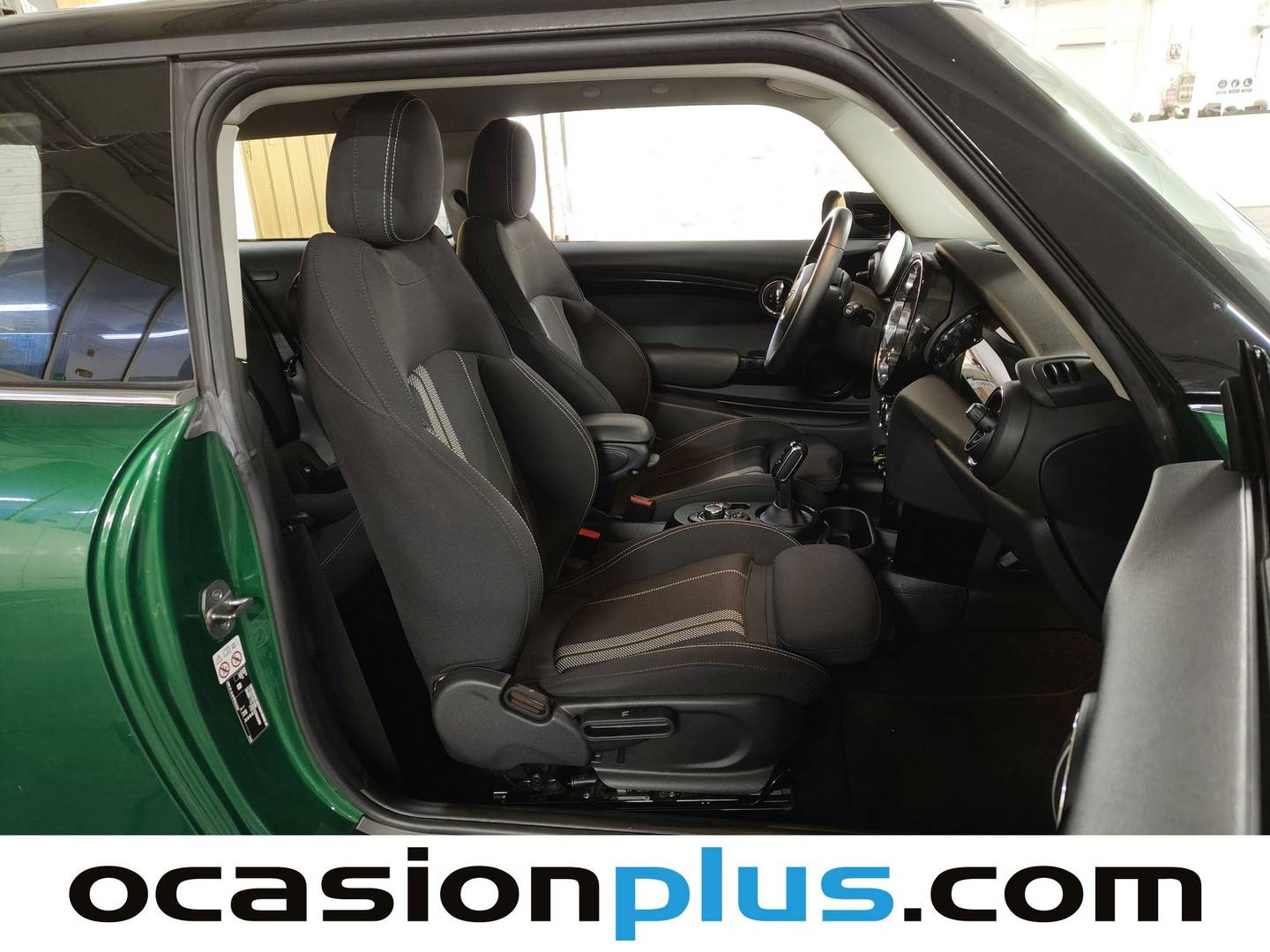 Foto Mini MINI MINI MINI 3 Puertas Cooper SE (184 CV)