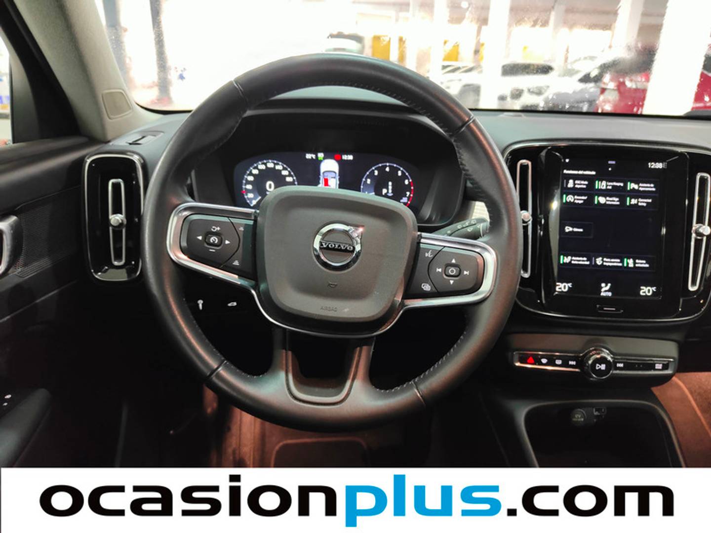 Foto Volvo XC40 Volvo XC40 T3 Momentum Auto (163 CV)