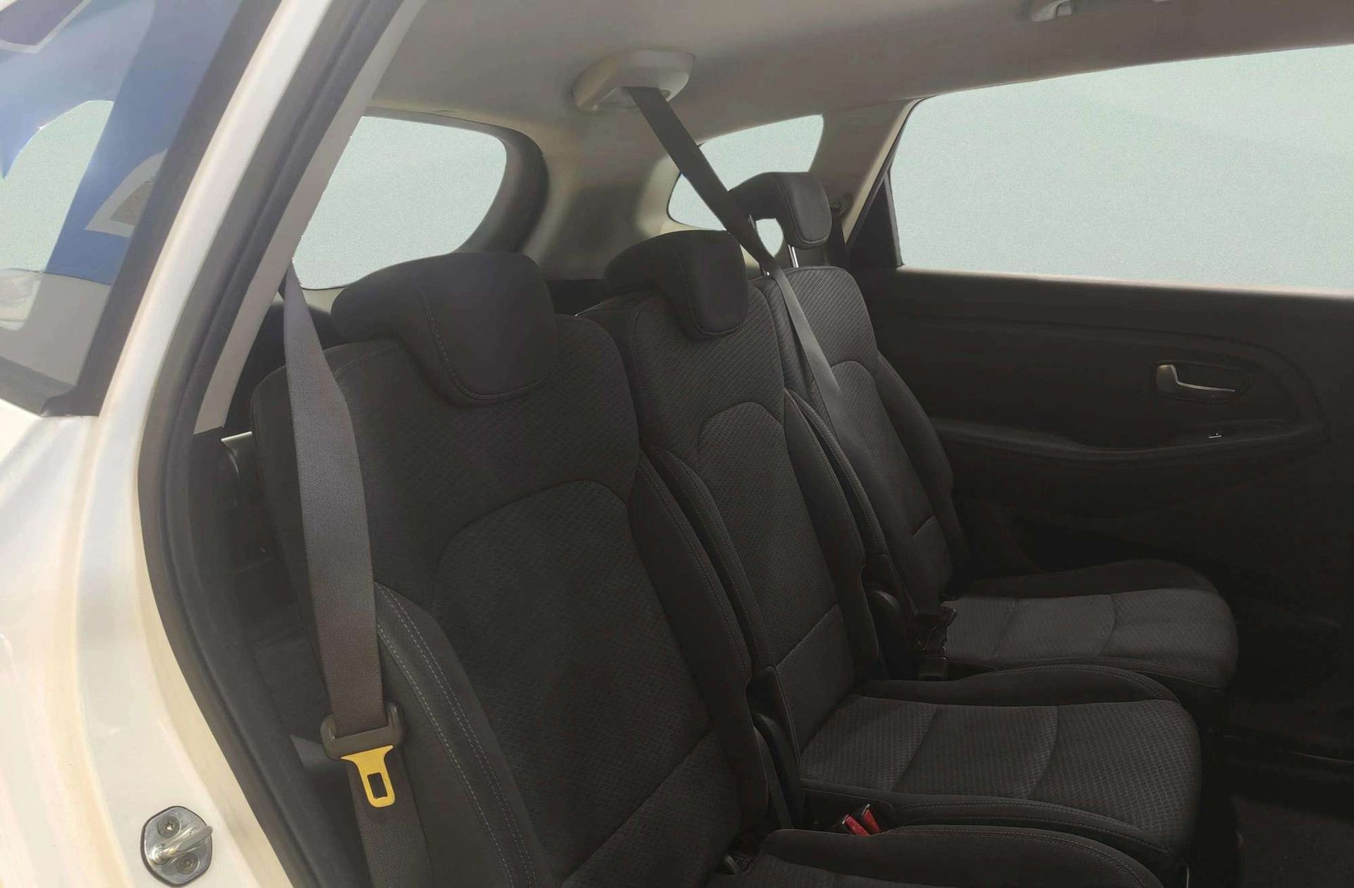 Kia Carens 1.7 CRDi VGT Eco-Dynamics Basic - foto 15