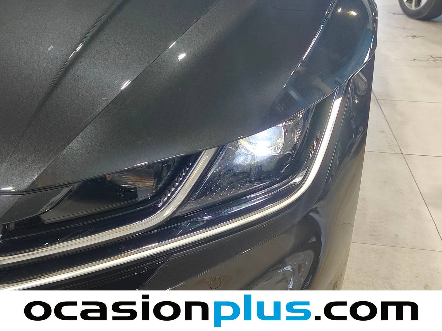 Equipamiento del Volkswagen Arteon Shooting Brake Volkswagen Arteon Shooting Brake R-Line 2.0 TDI (150 CV) DSG
