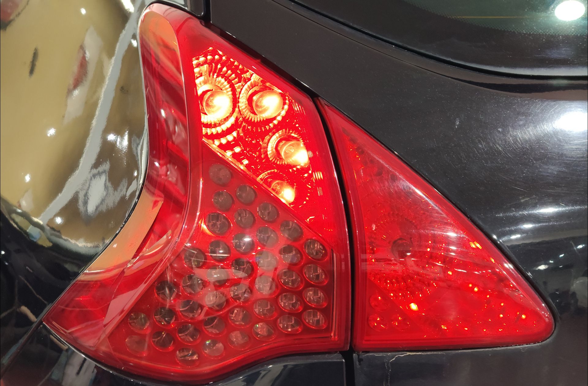 Peugeot 3008 Hybrid4 - foto 15