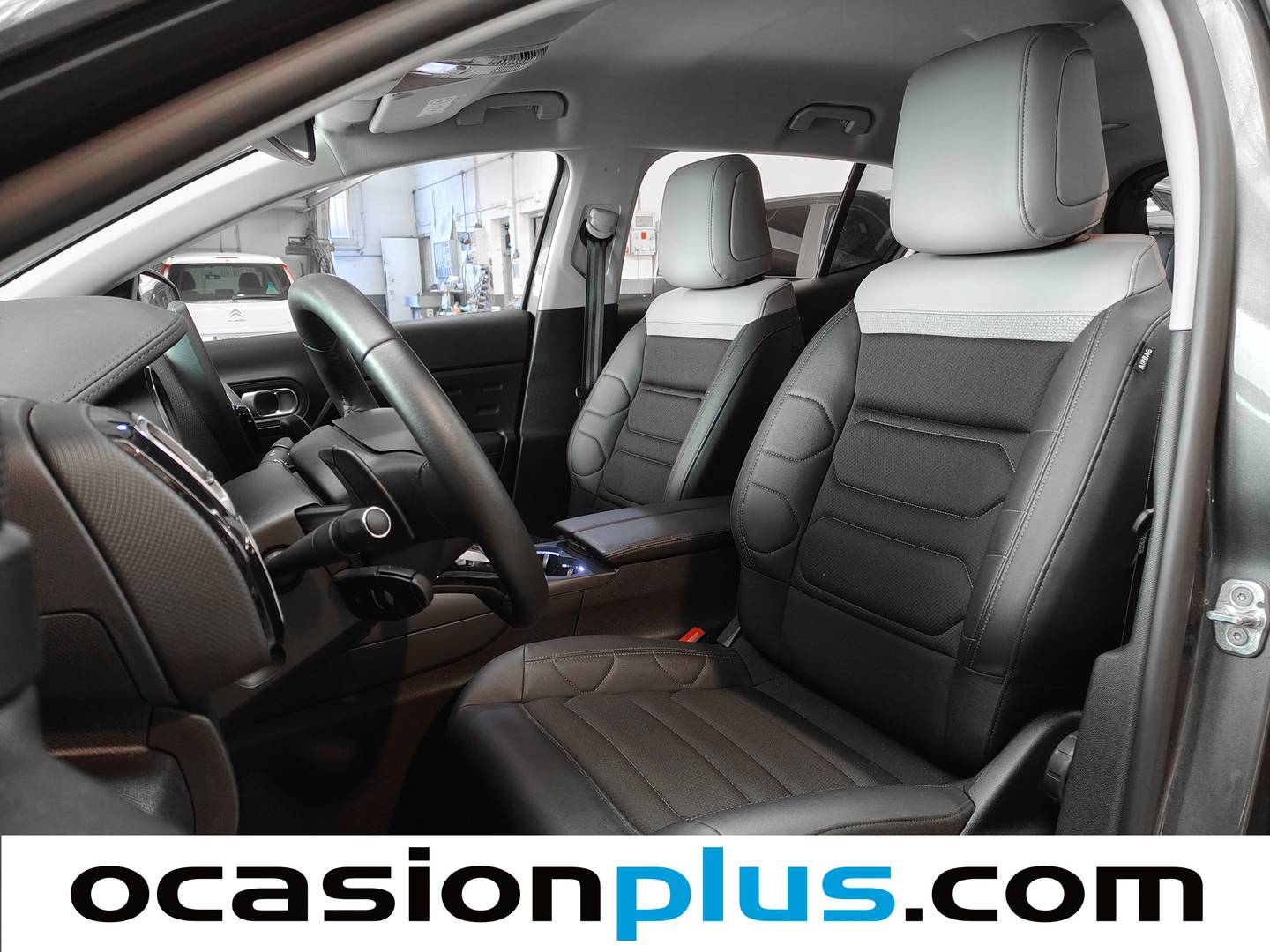 Foto Citroën C5 Aircross Citroen C5 Aircross BlueHDi 130 S&S Max EAT8 (131 CV)