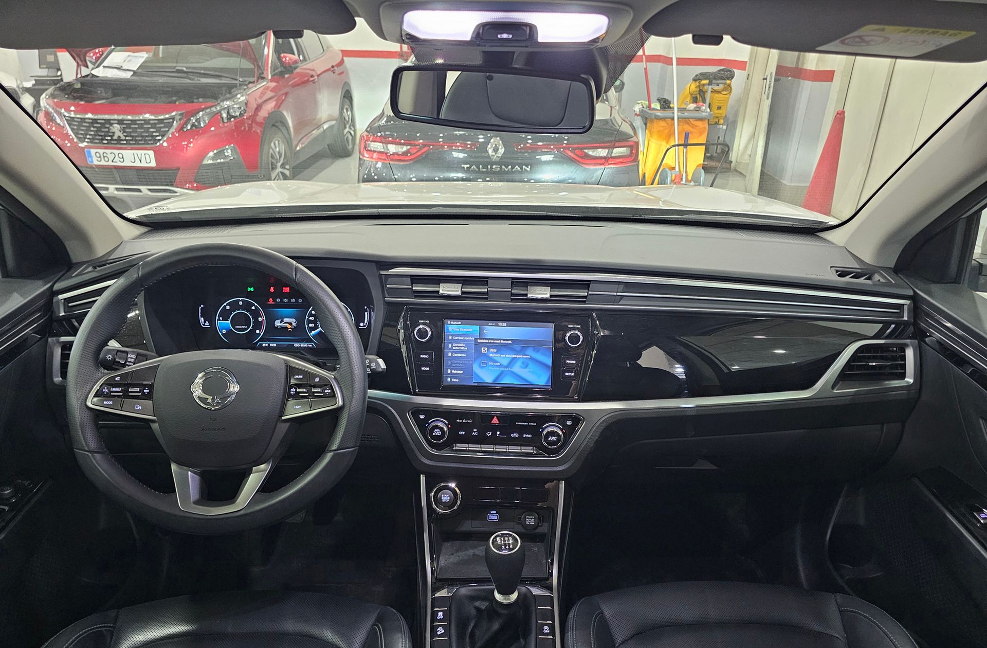 SsangYong Korando D16T Limited - foto 7