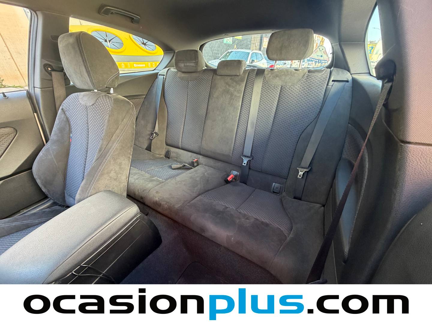 Foto asientos traseros BMW Serie 1 BMW Serie 1 118d (143 CV) Pack M