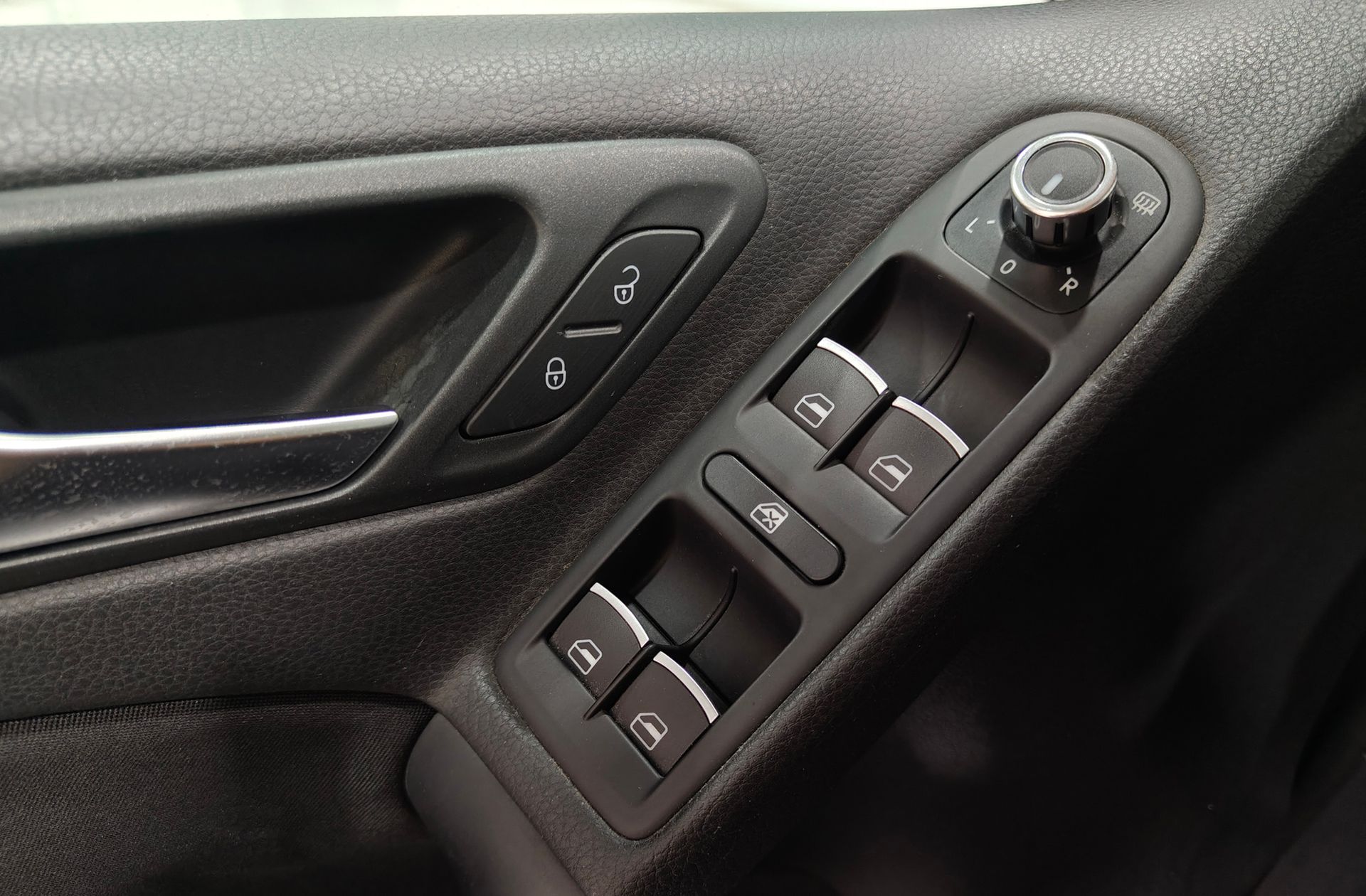 Volkswagen Golf Sport 1.6 TDI - foto 34