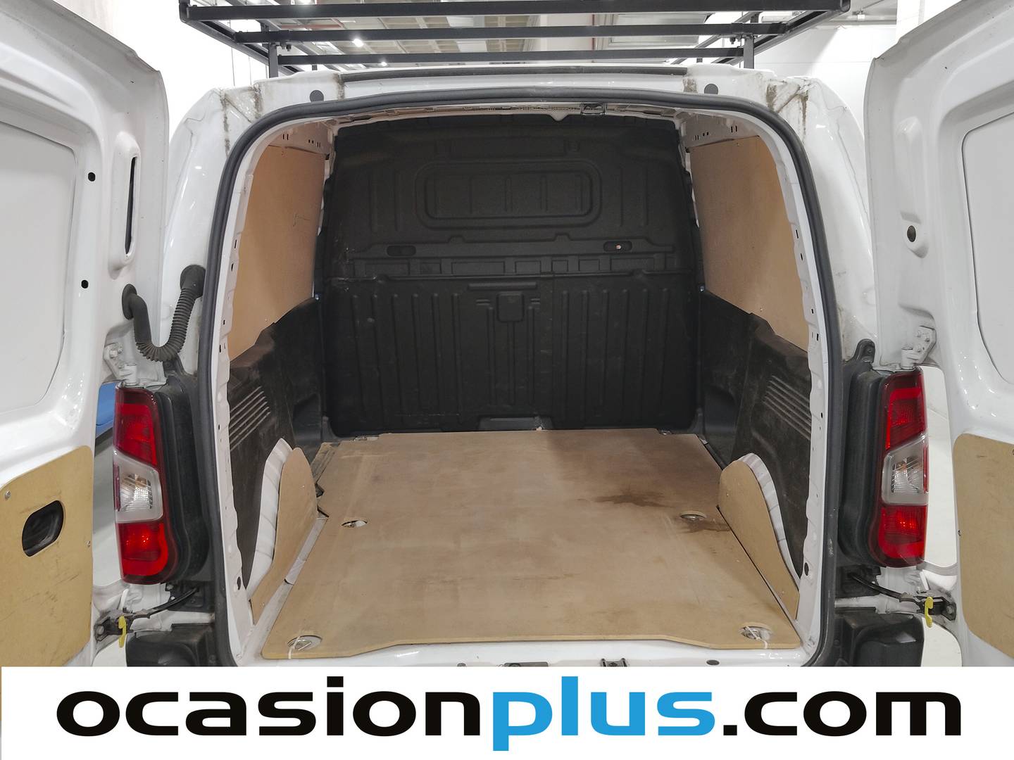 Foto asientos traseros Opel Combo Opel Combo Cargo Cargo 1.5 TD L 650kg (102 CV)