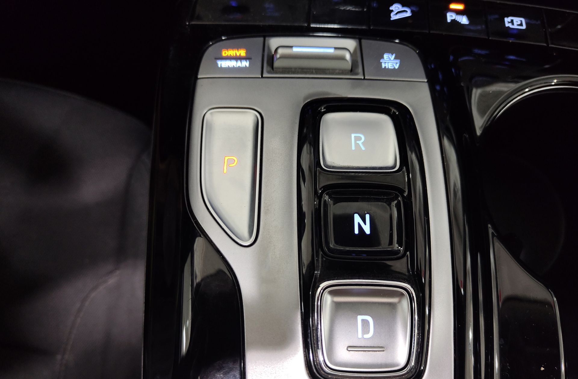 Hyundai Tucson 1.6 T-GDi PHEV Tecno Sky 4x4 - foto 5