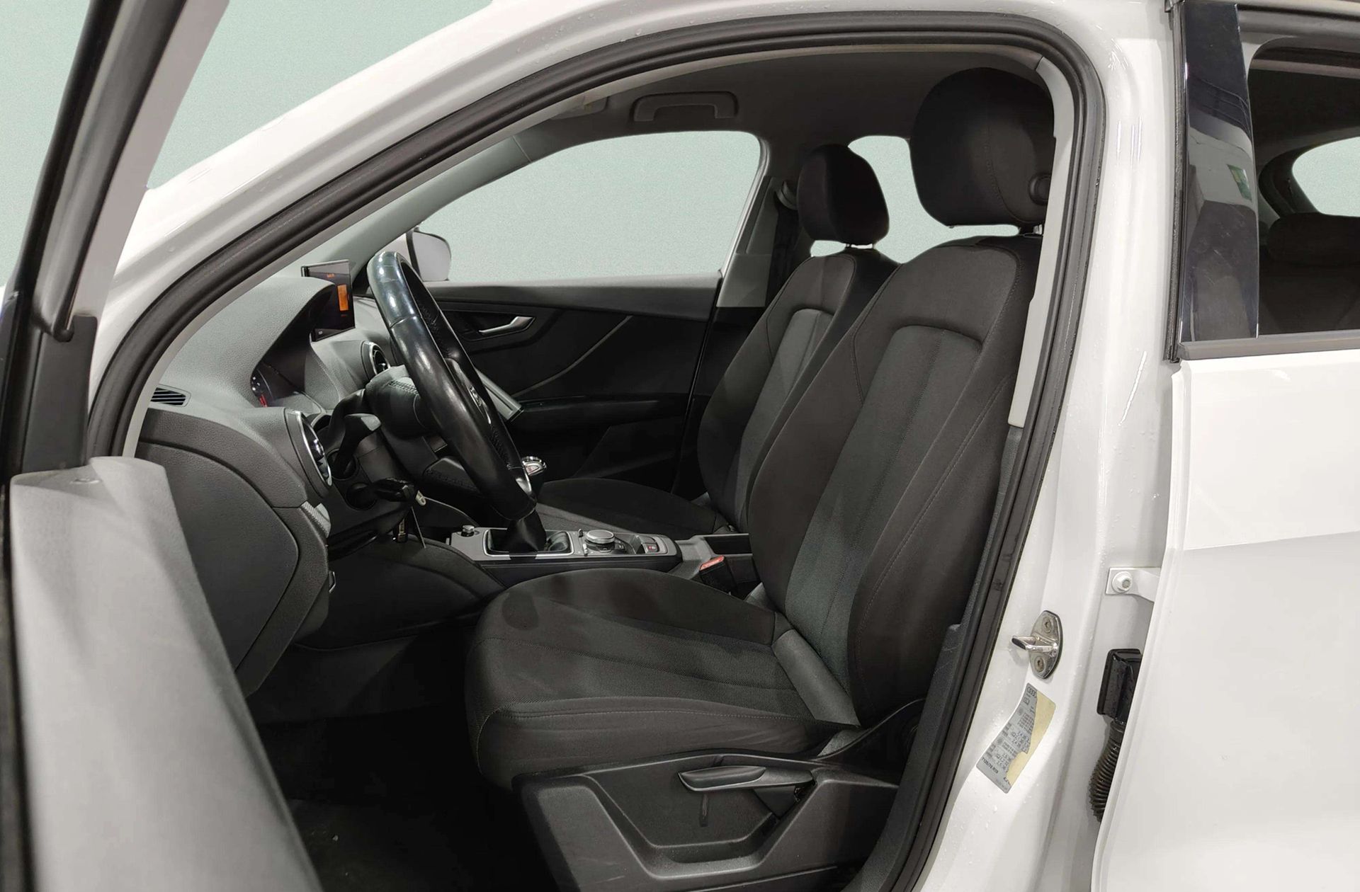 Audi Q2 30 TDI - foto 9