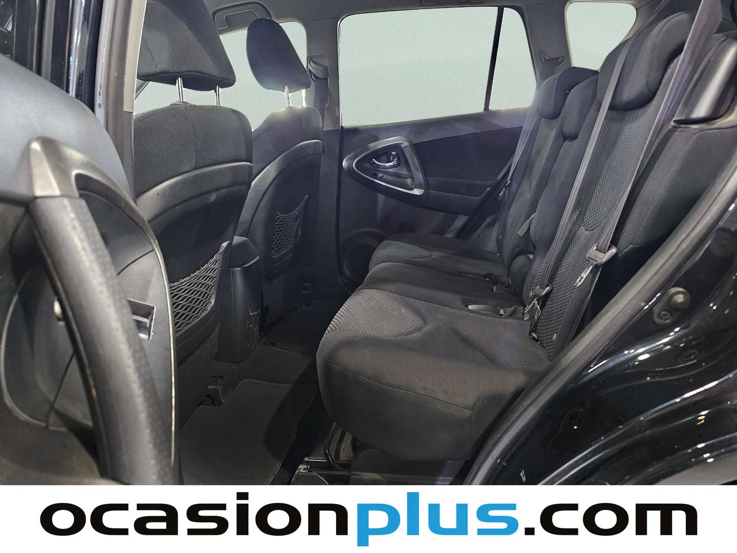 Foto asientos traseros Toyota Rav4 Toyota Rav4 2.2 D-4D Advance 4x2 (150 CV)