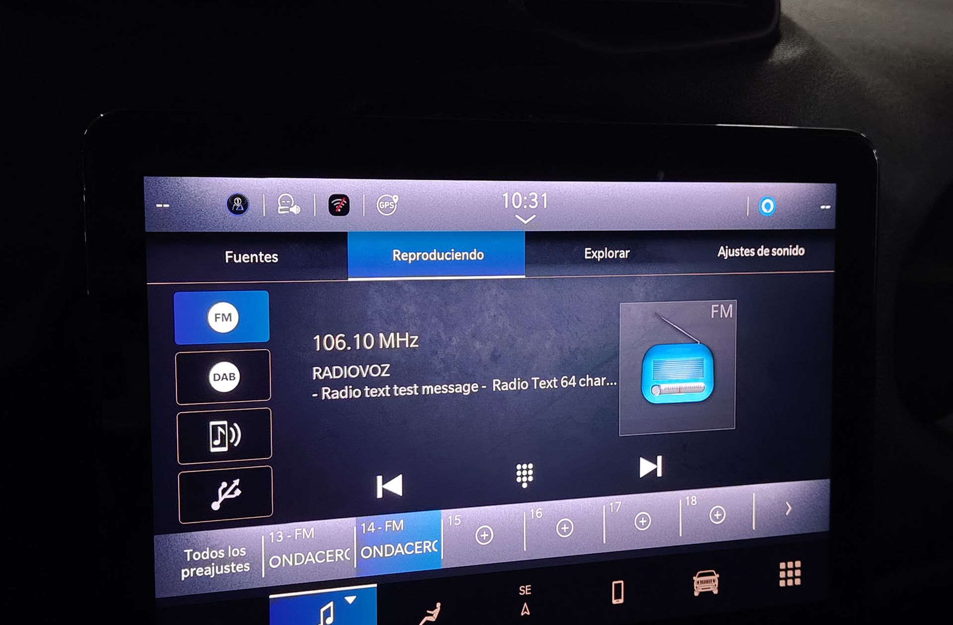 Jeep Renegade eHybrid 1.5 Altitude DCT - foto 35