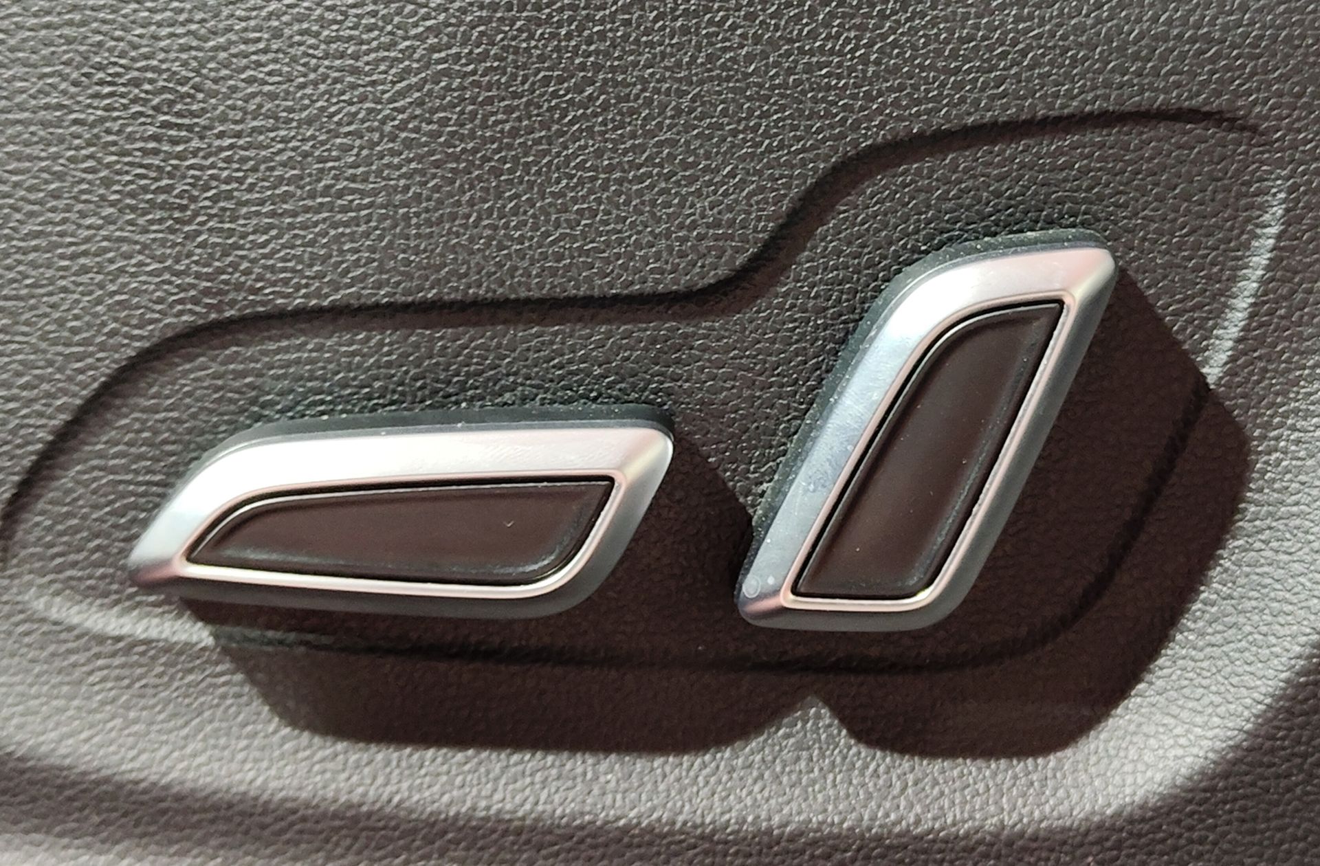 MG EHS 1.5 T-GDi PHEV Luxury - foto 16