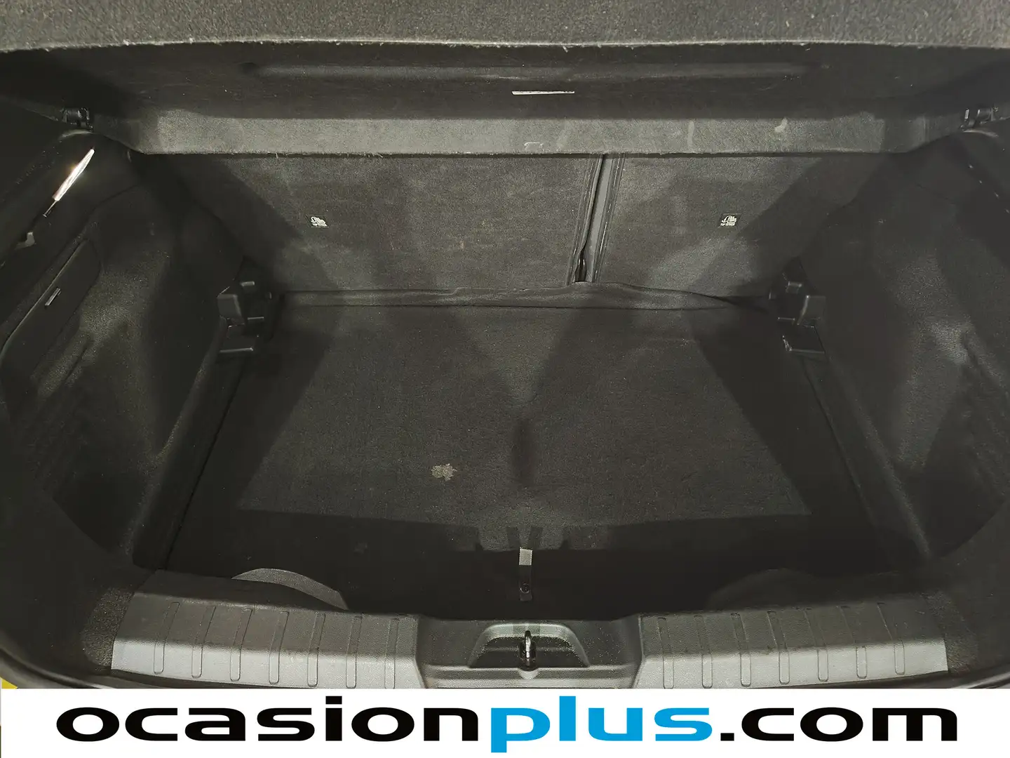 Foto Jeep Avenger Jeep Avenger 1.2 G Summit (100 CV)