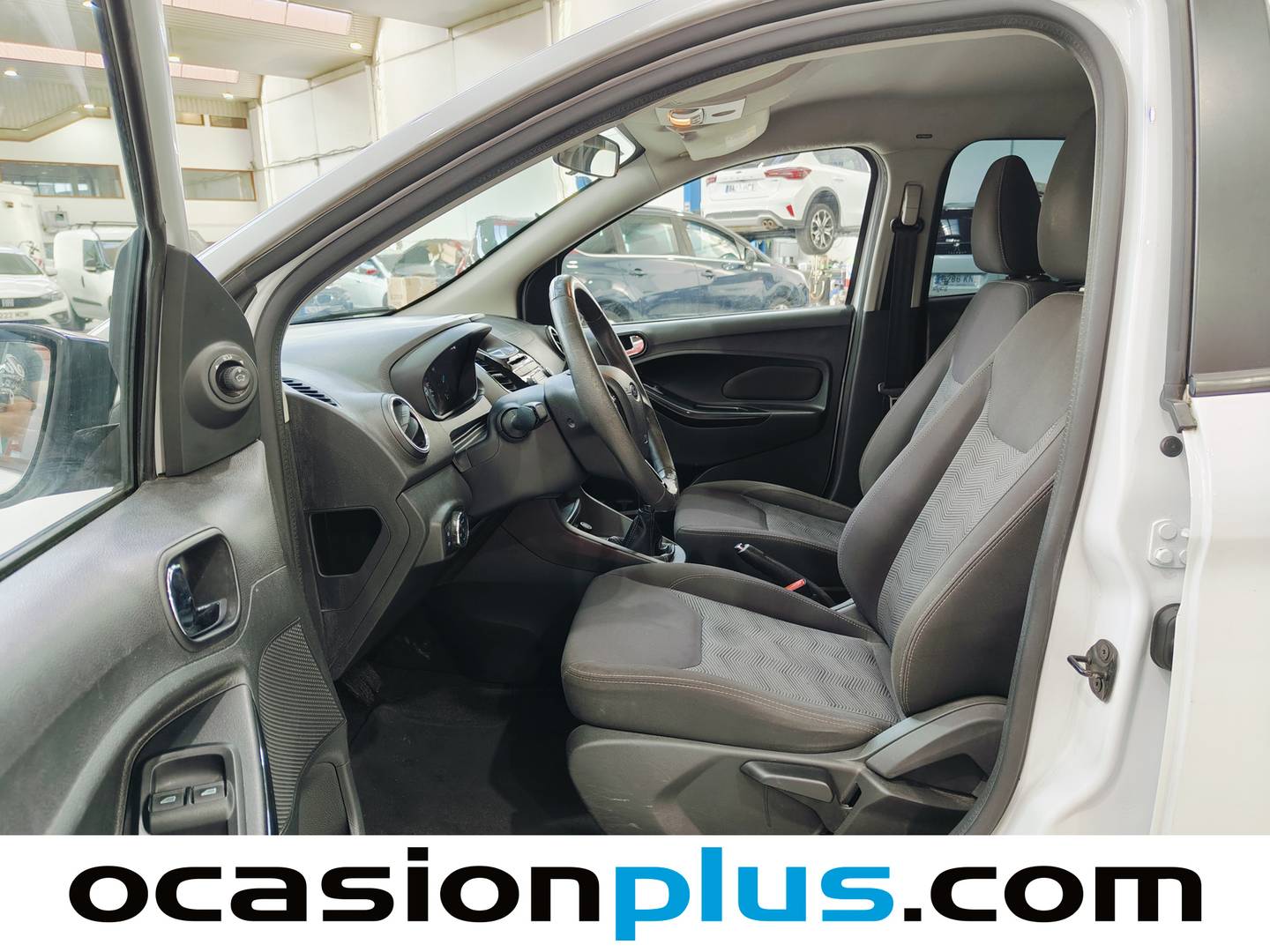 Foto asientos delanteros Ford Ka+ Ford Ka+ 1.2 Ti-VCT Ultimate (85 CV)
