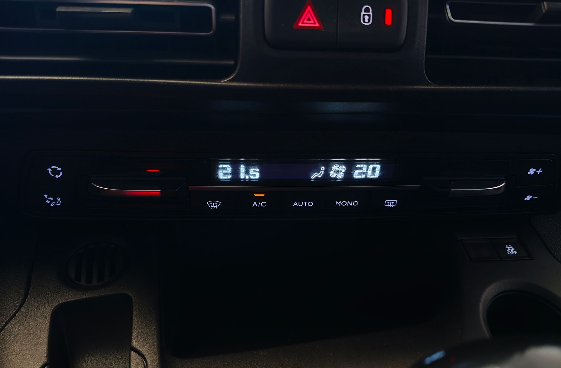 Peugeot Rifter PureTech 110 Allure Standard - foto 32