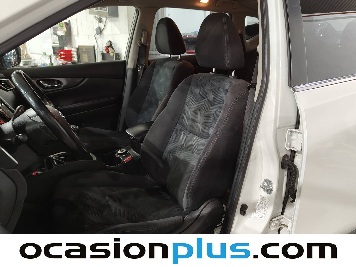 Foto asientos delanteros Nissan X-TRAIL Nissan X-Trail dCi 130 360 4x4-i (130 CV)