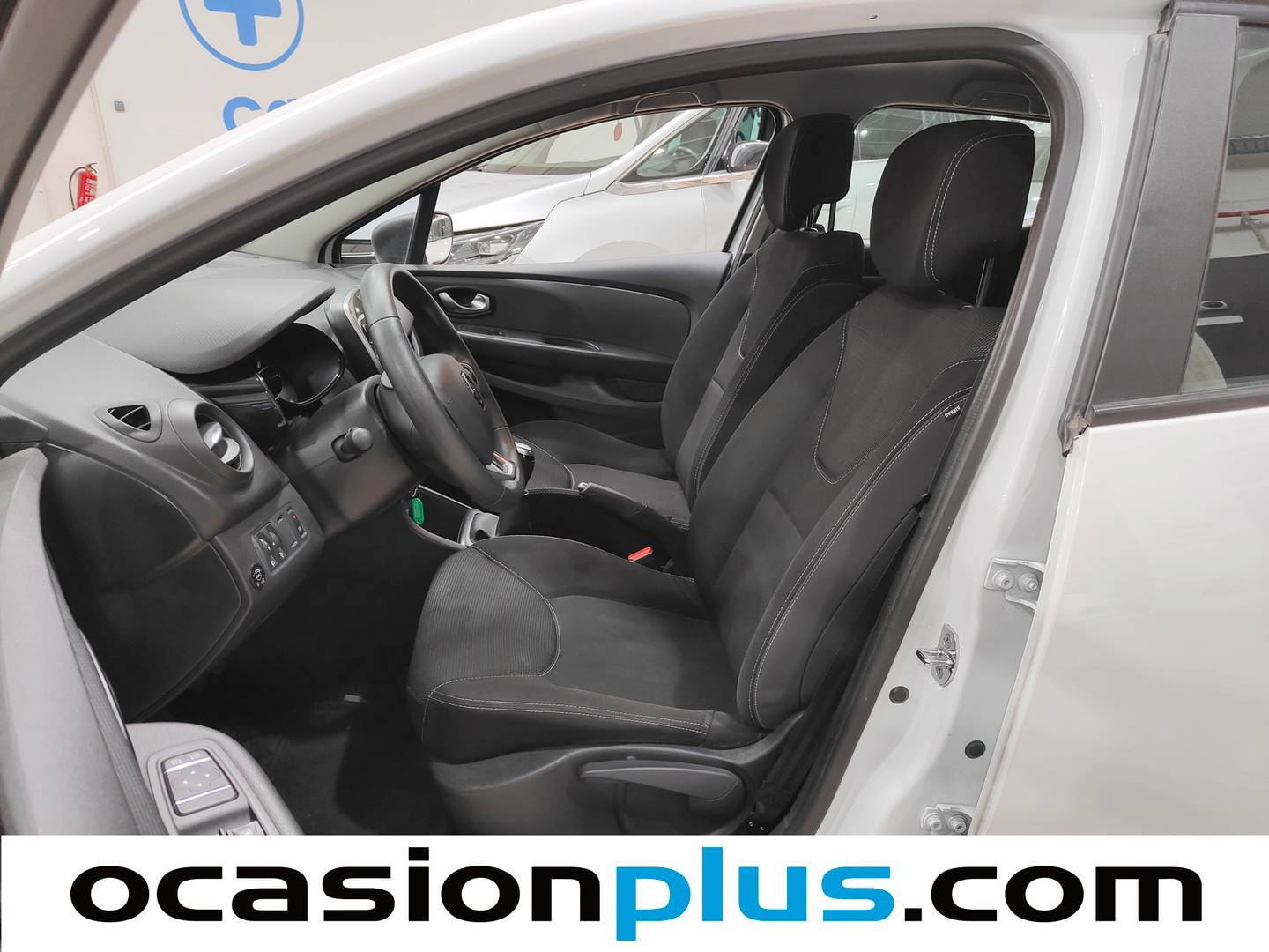 Foto asientos delanteros Renault Clio Renault Clio Business TCe (90 CV) GLP