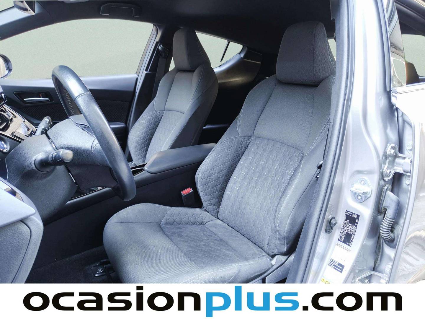 Foto asientos delanteros Toyota C-HR Toyota C-HR 1.8 125H Advance (122 CV)