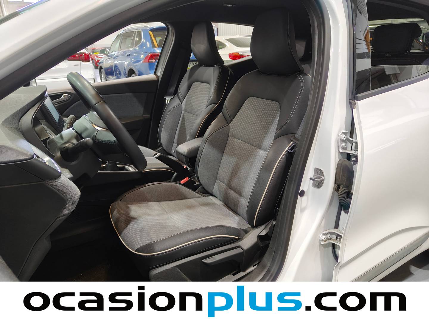 Foto asientos delanteros Renault Clio Renault Clio Techno TCe (90 CV)