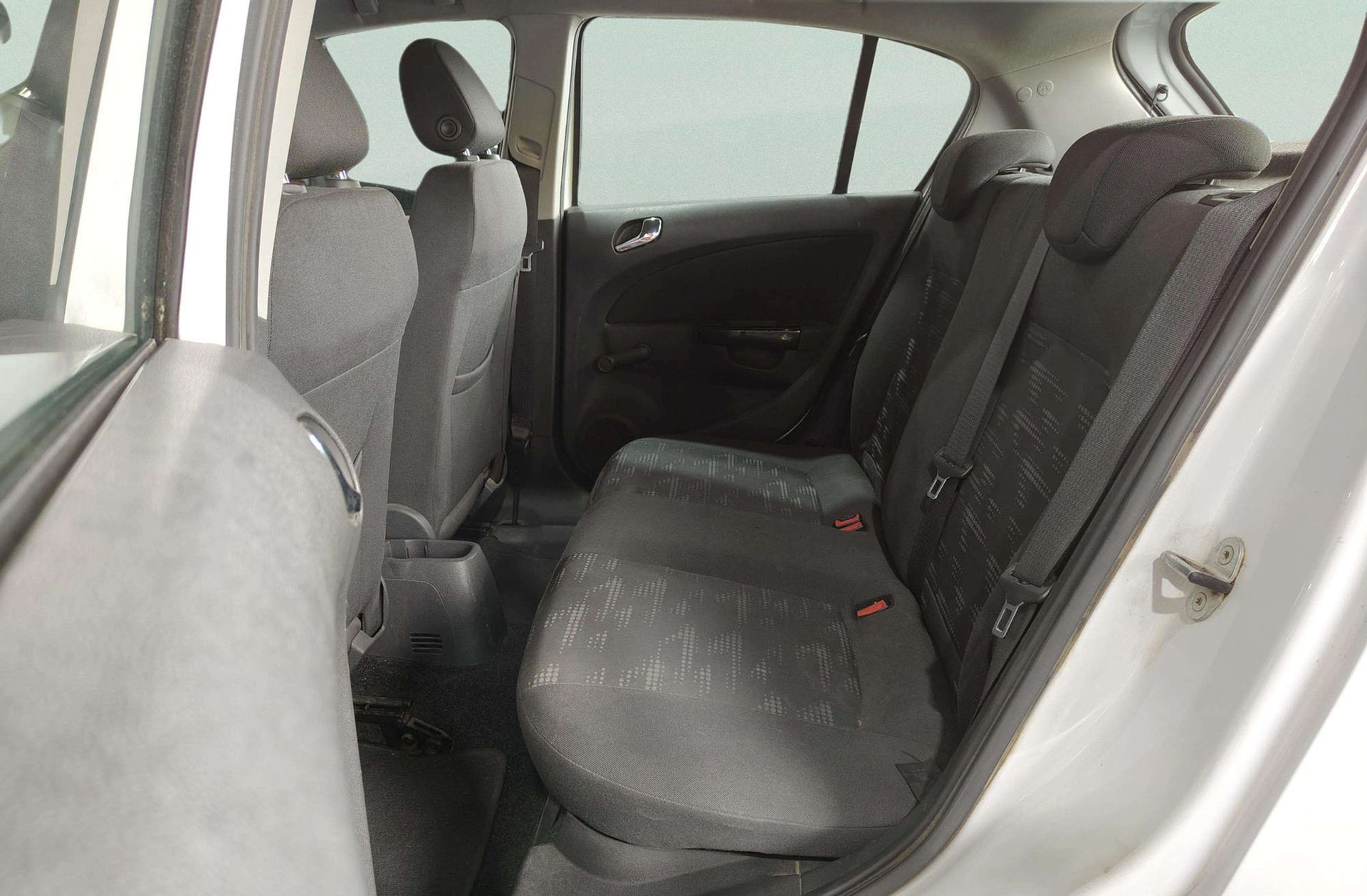 Opel Corsa 1.2 C'Mon - foto 10