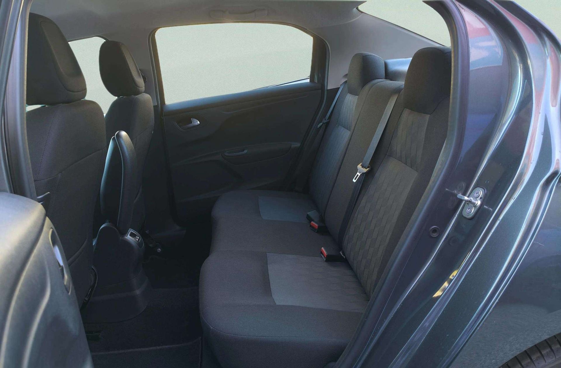 Citroën C-Elysée 1.2 VTi Exclusive - foto 10